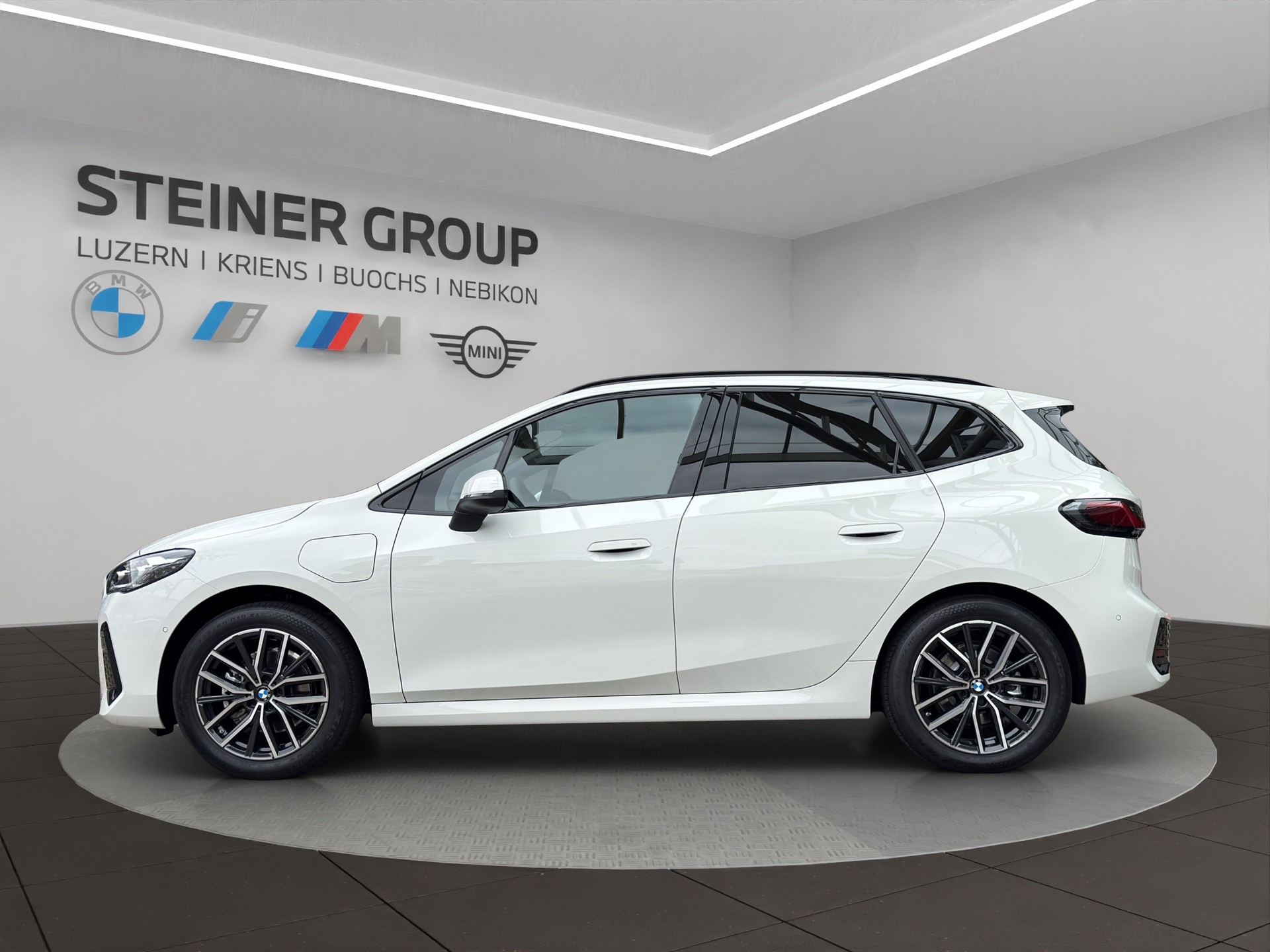 BMW 225e xDrive Active Tourer M Sport-image-7