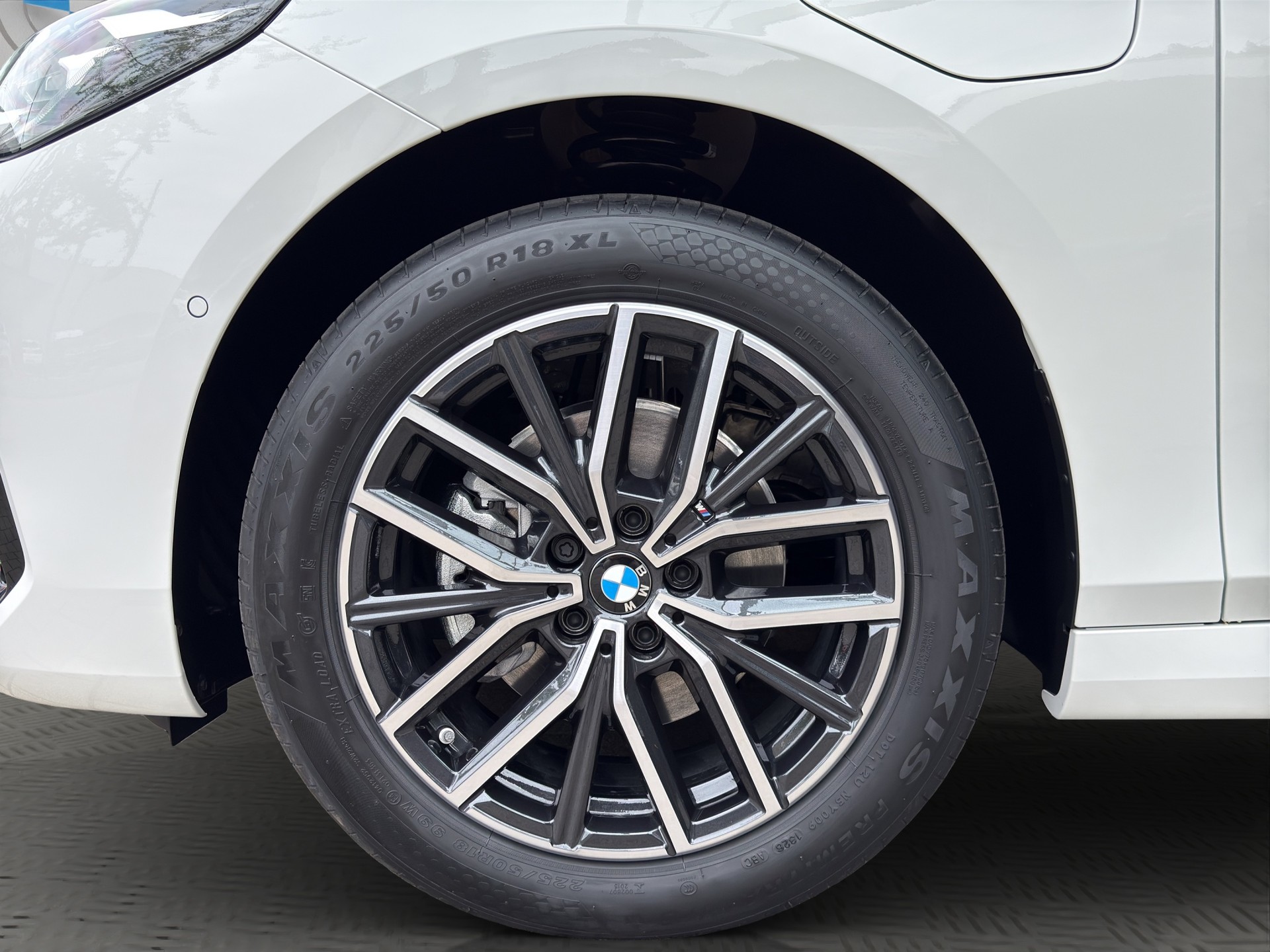 BMW 225e xDrive Active Tourer M Sport-image-8