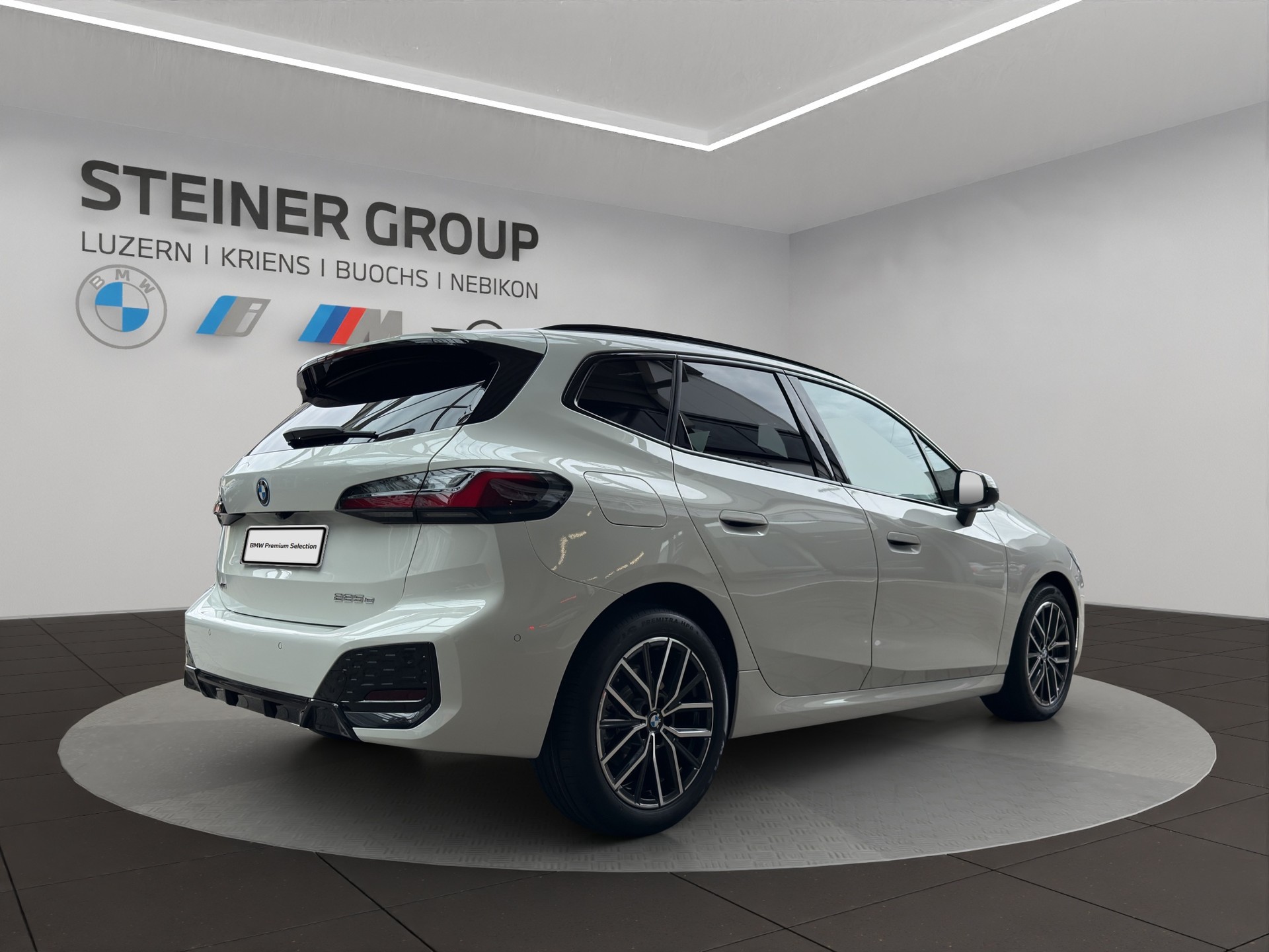 BMW 225e xDrive Active Tourer M Sport-image-4