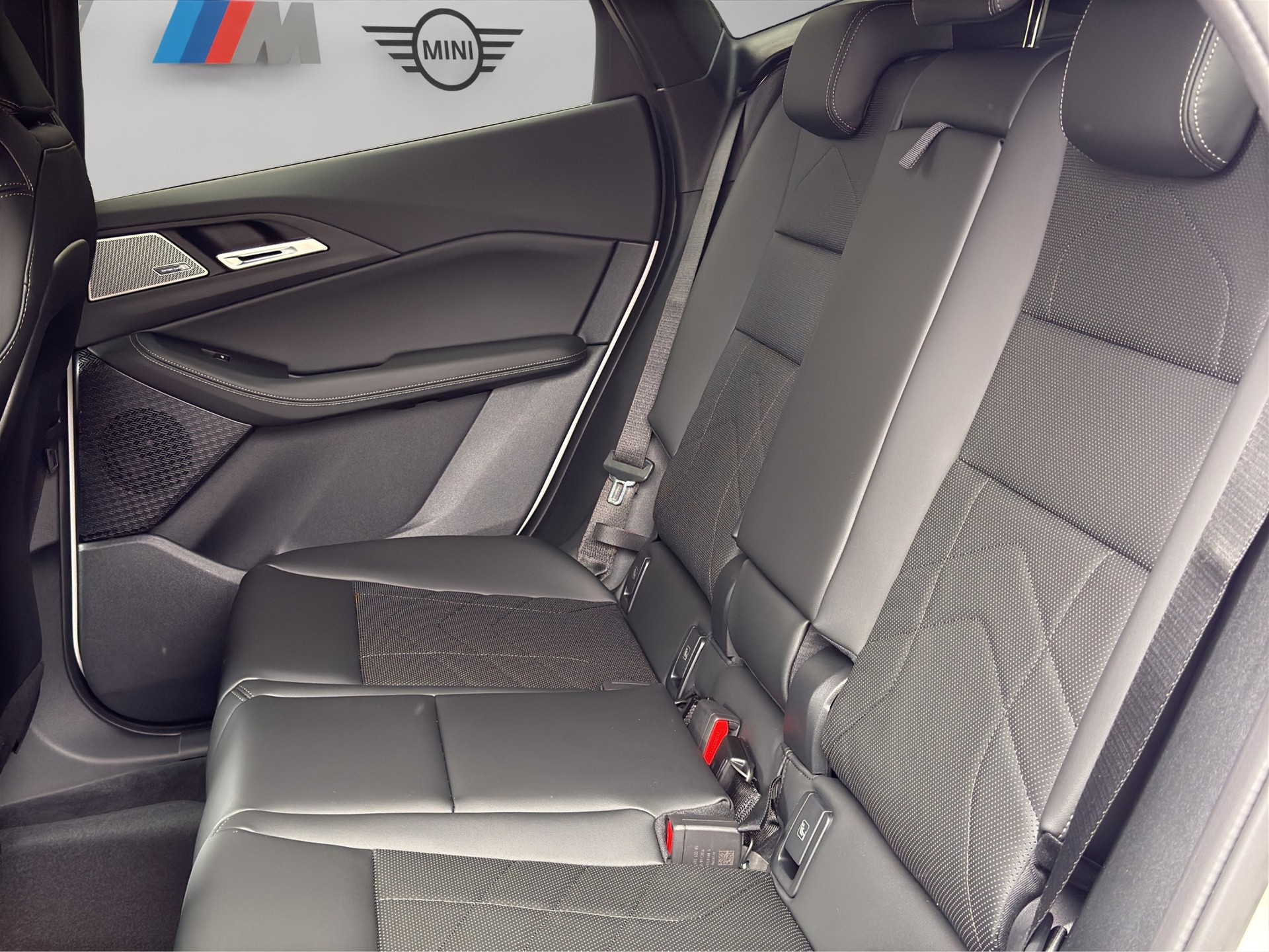 BMW 225e xDrive Active Tourer M Sport-image-17