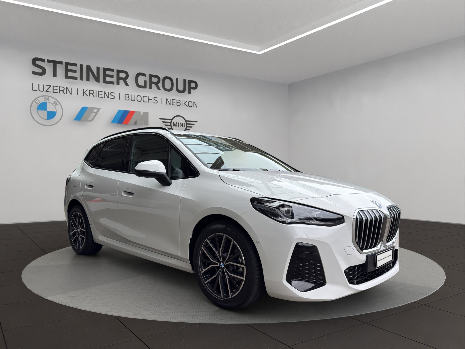 BMW 225e xDrive Active Tourer M Sport-image-2