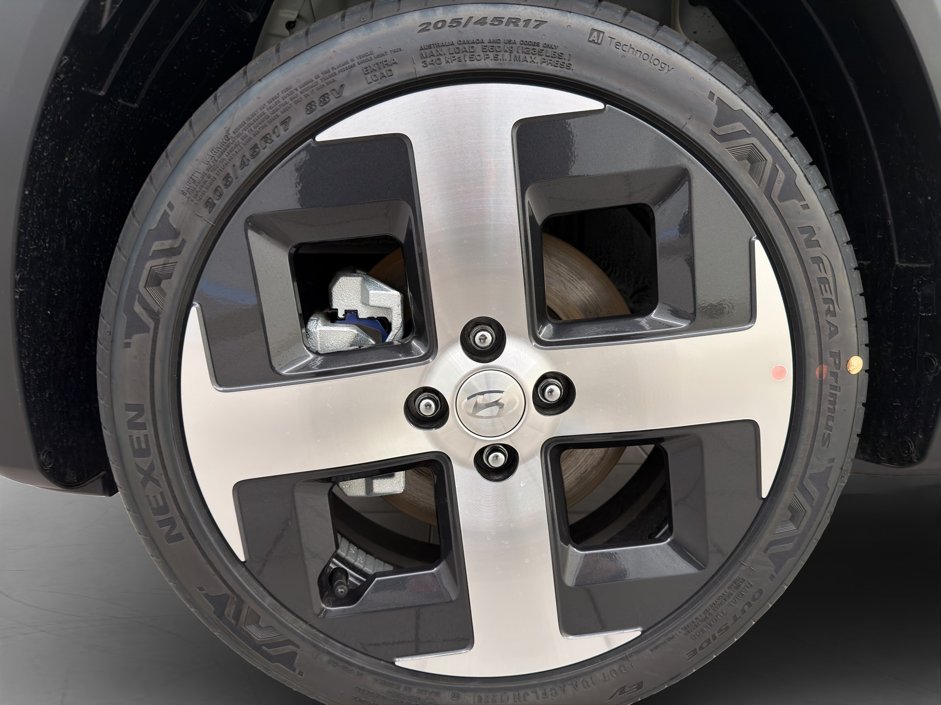 HYUNDAI Inster 49 kWh Electric Vertex-image-5