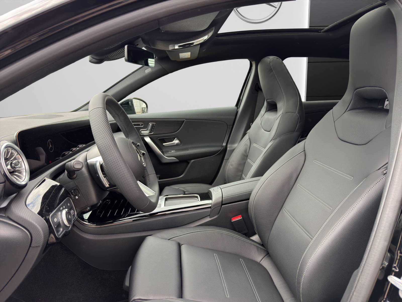 MERCEDES-BENZ A 220 4Matic 8G-DCT-image-6