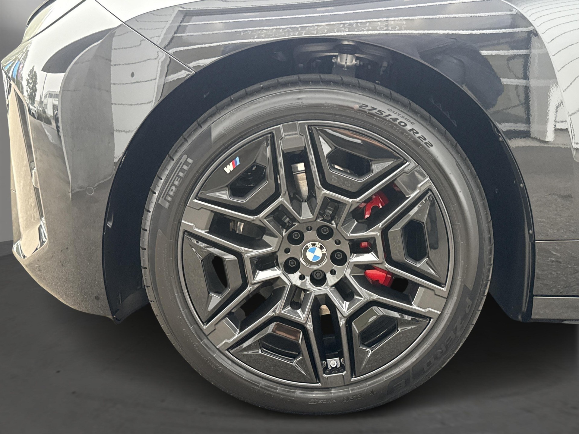 BMW iX xDrive45-image-5