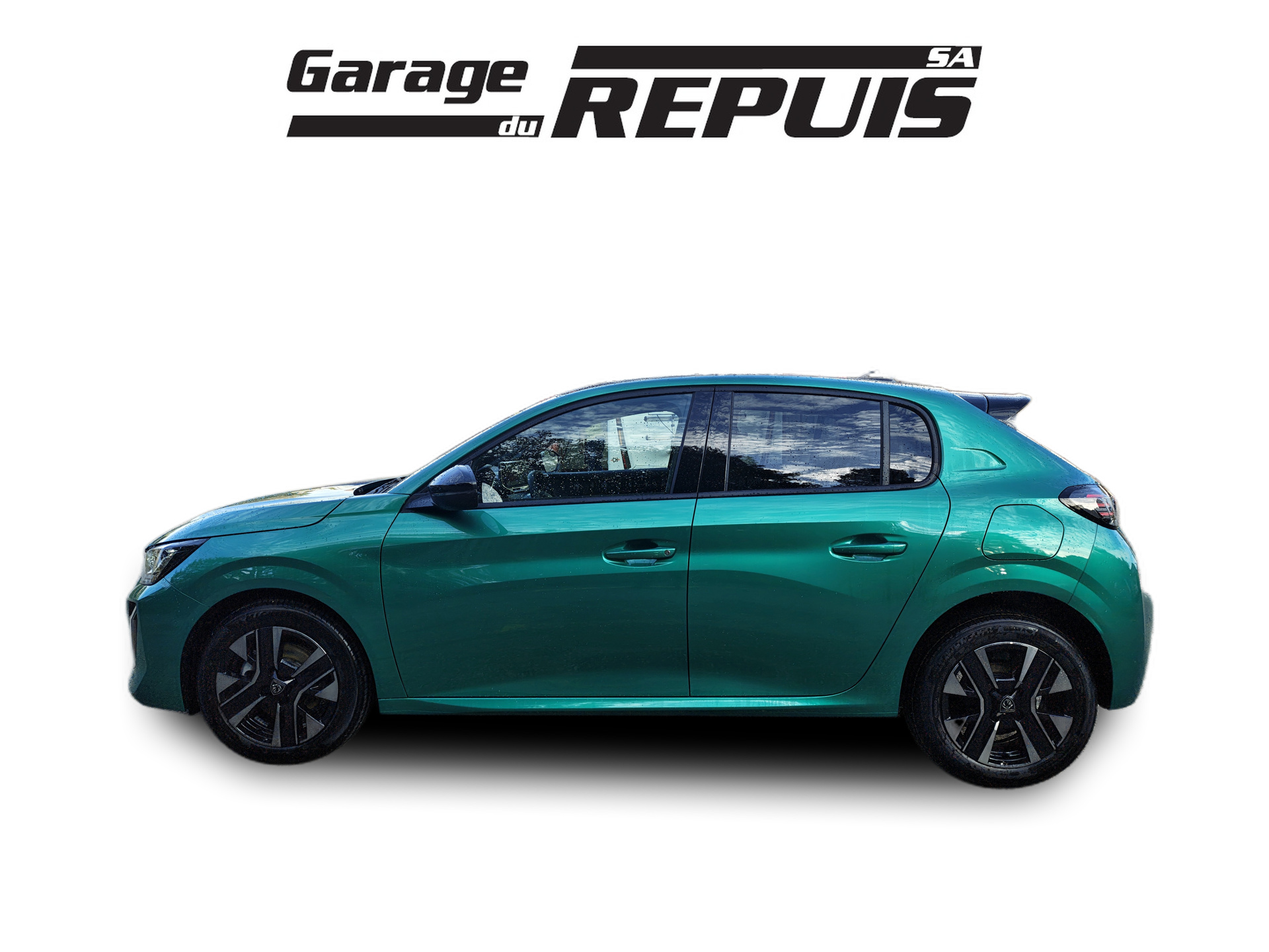 PEUGEOT 208 1.2 Hybrid Envy-image-5