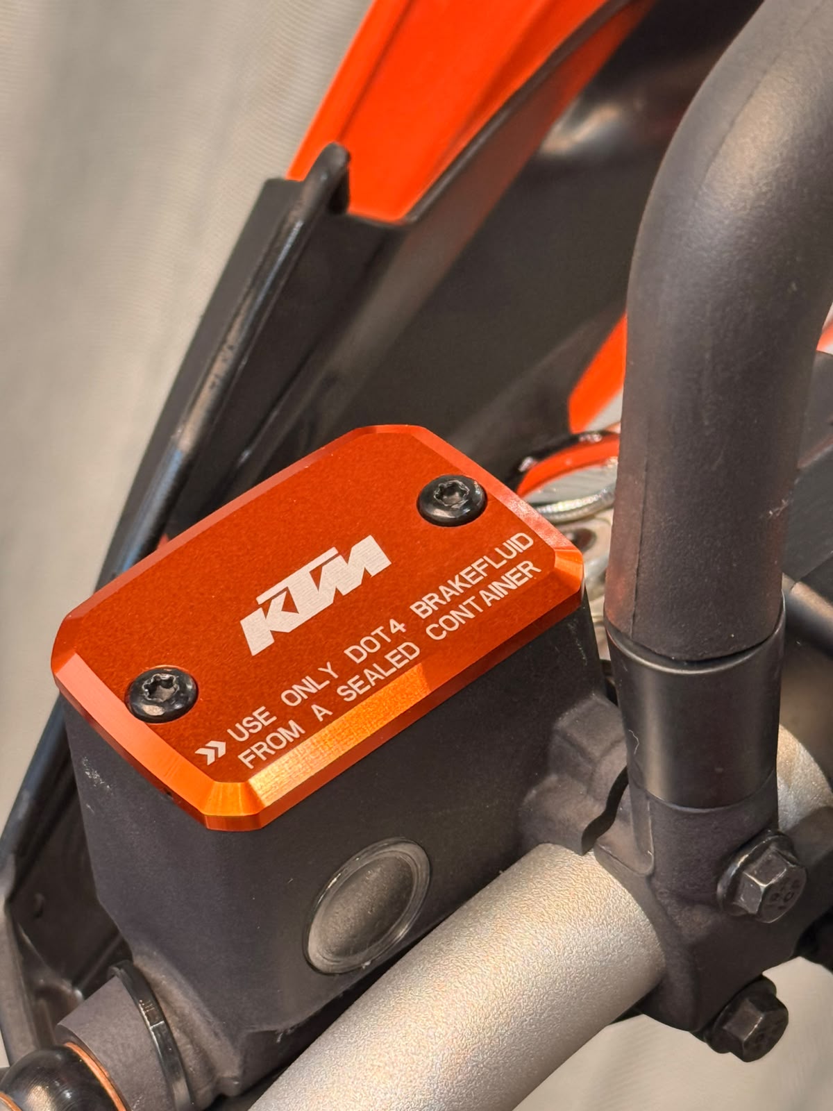 KTM 690 Duke-image-5