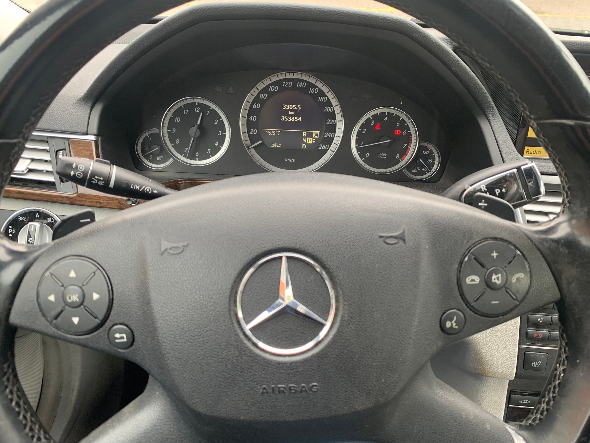 MERCEDES-BENZ E 350 Avantgarde 4Matic 7G-Tronic-image-12