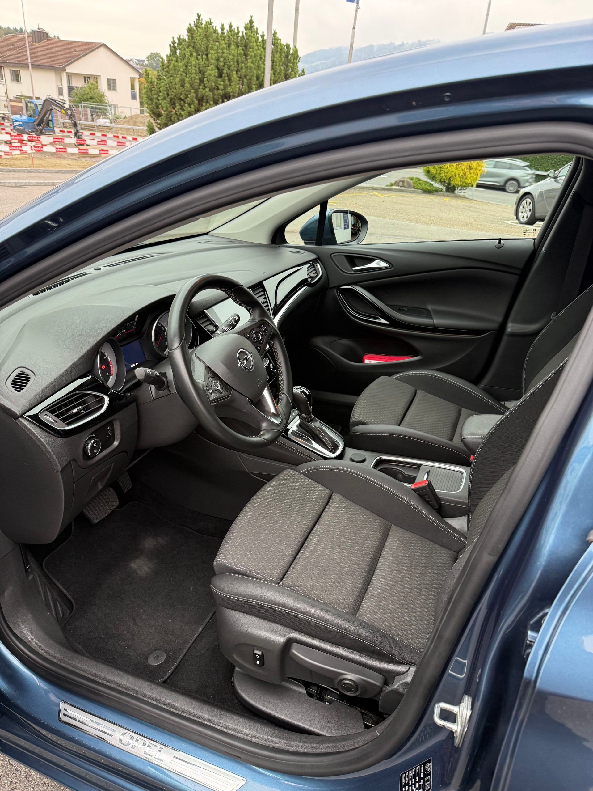 OPEL Astra 1.4i Turbo Excellence Automatic-image-8