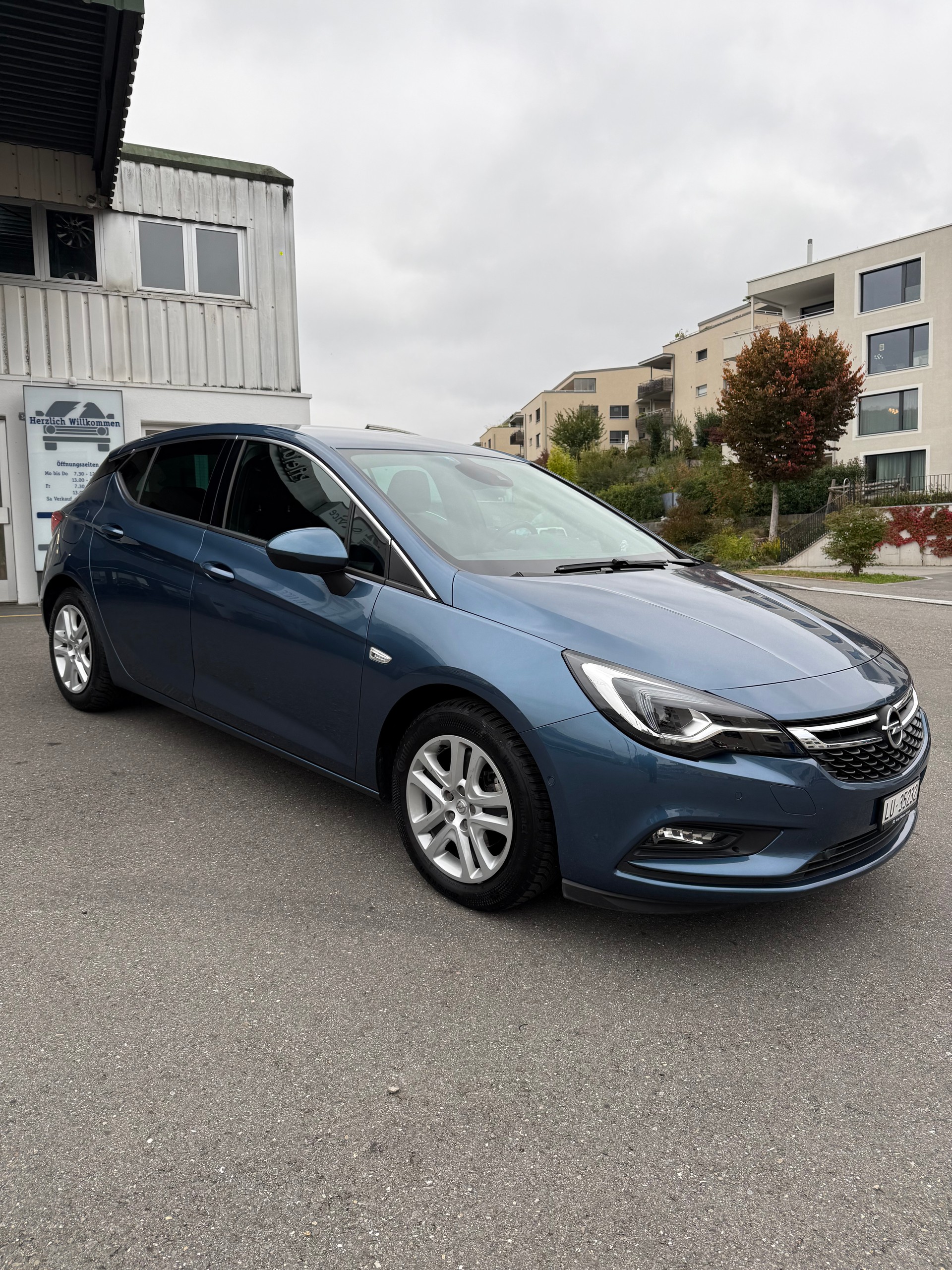 OPEL Astra 1.4i Turbo Excellence Automatic-image-7