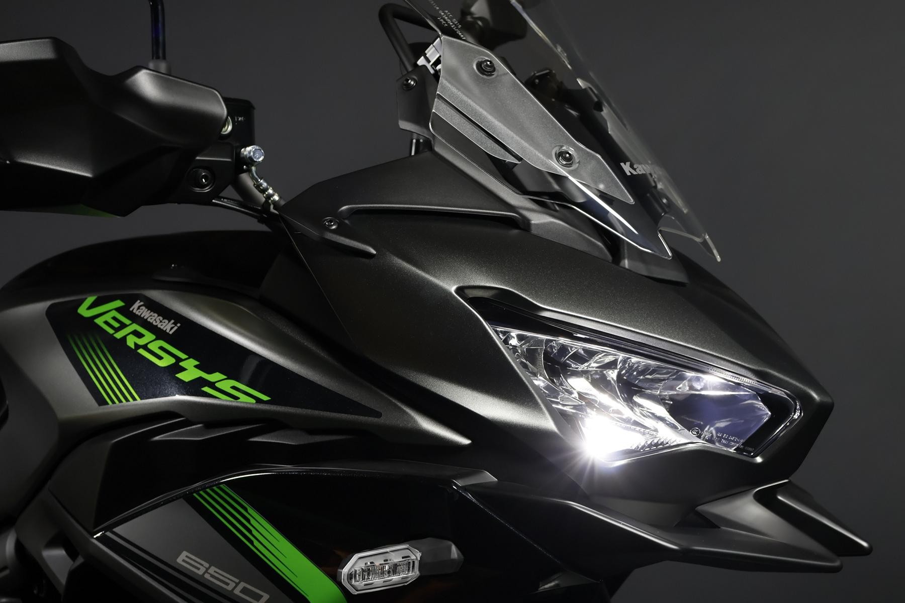 KAWASAKI Versys 650 Tourer (49/35KW)-showroom-element-2
