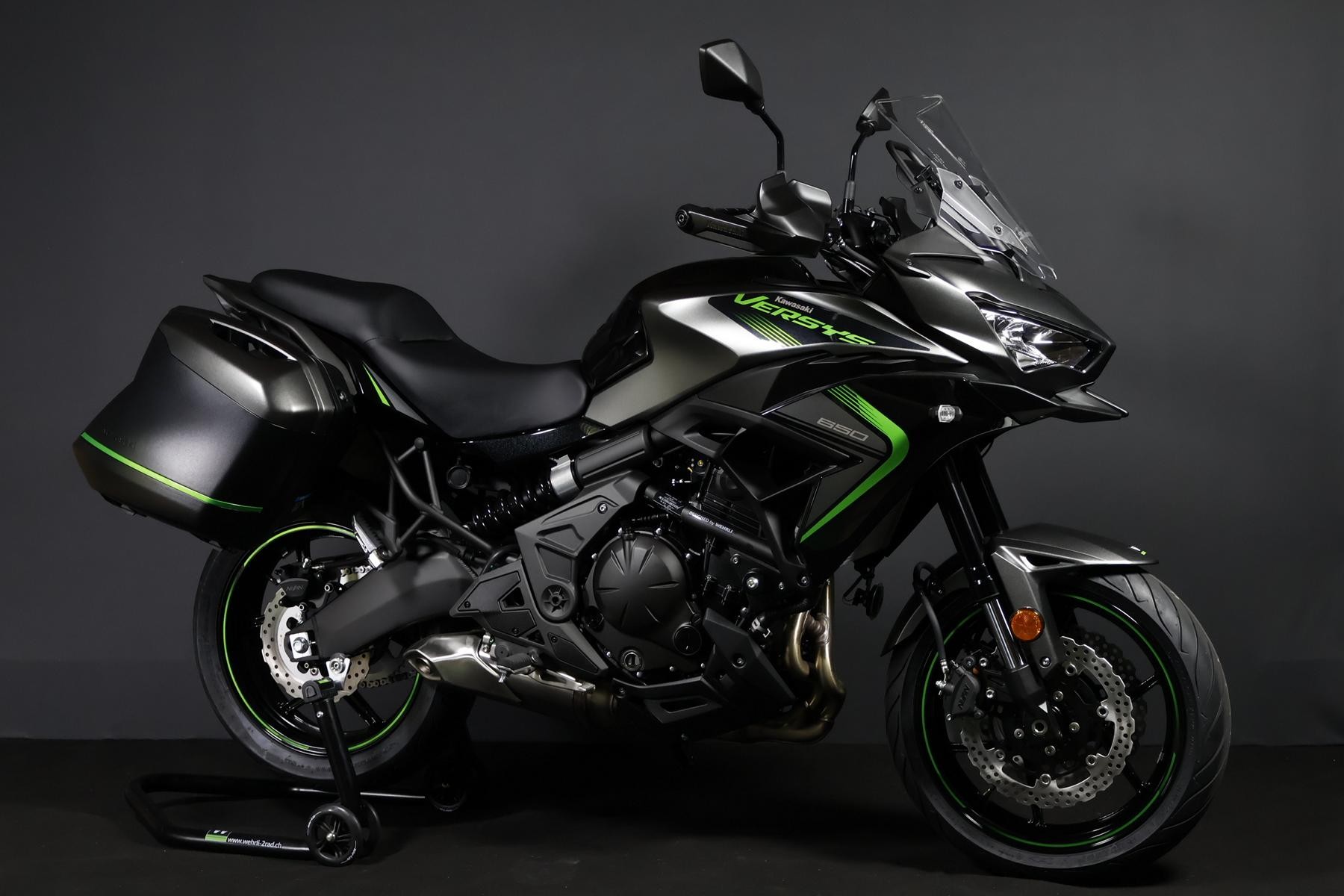 KAWASAKI Versys 650 Tourer (49/35KW)-showroom-element-1