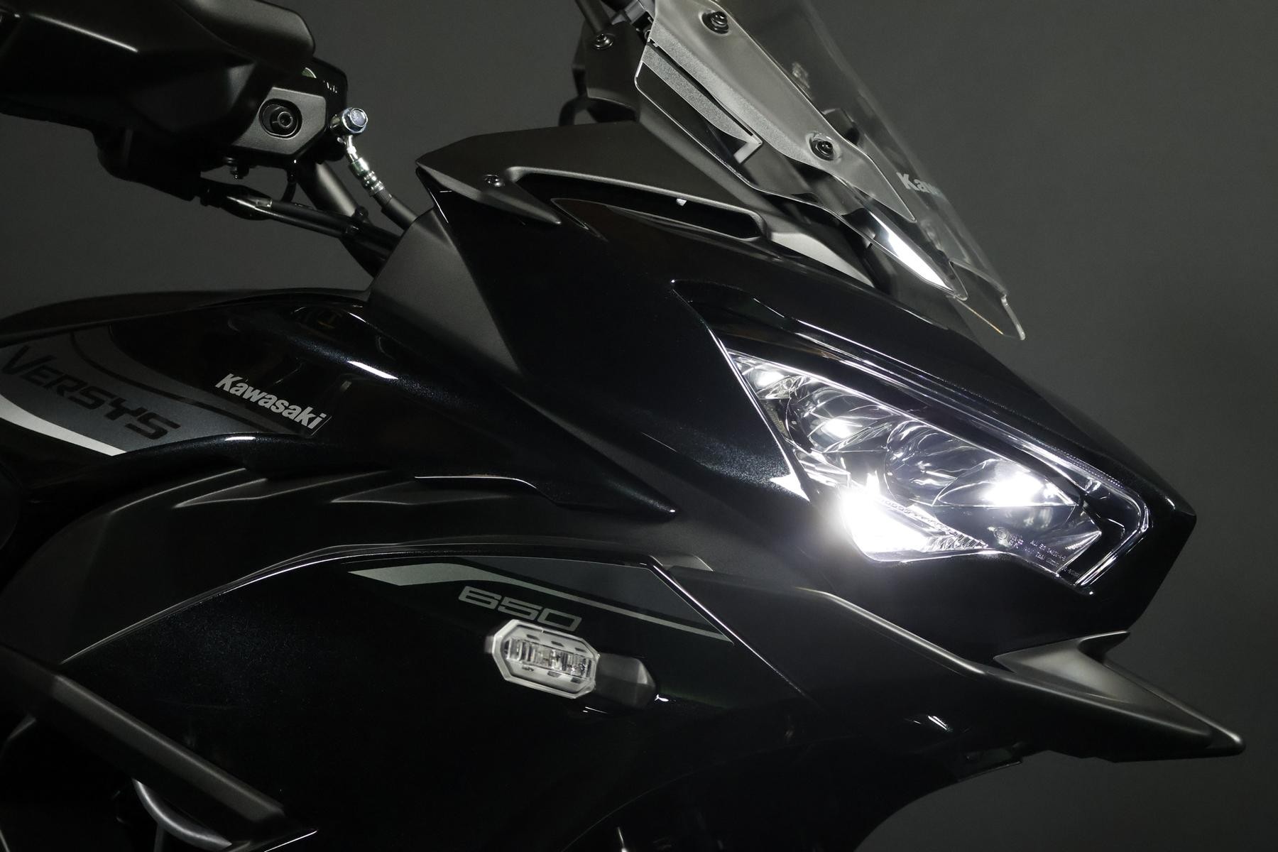 KAWASAKI Versys 650 Tourer (49/35KW)-showroom-element-3
