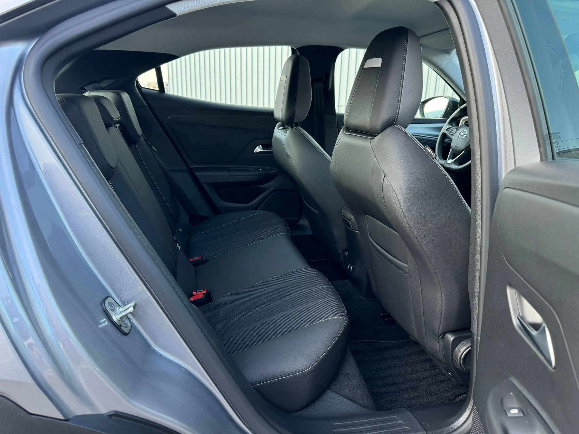 OPEL Mokka 1.2 Direct Injection Turbo Edition-image-13