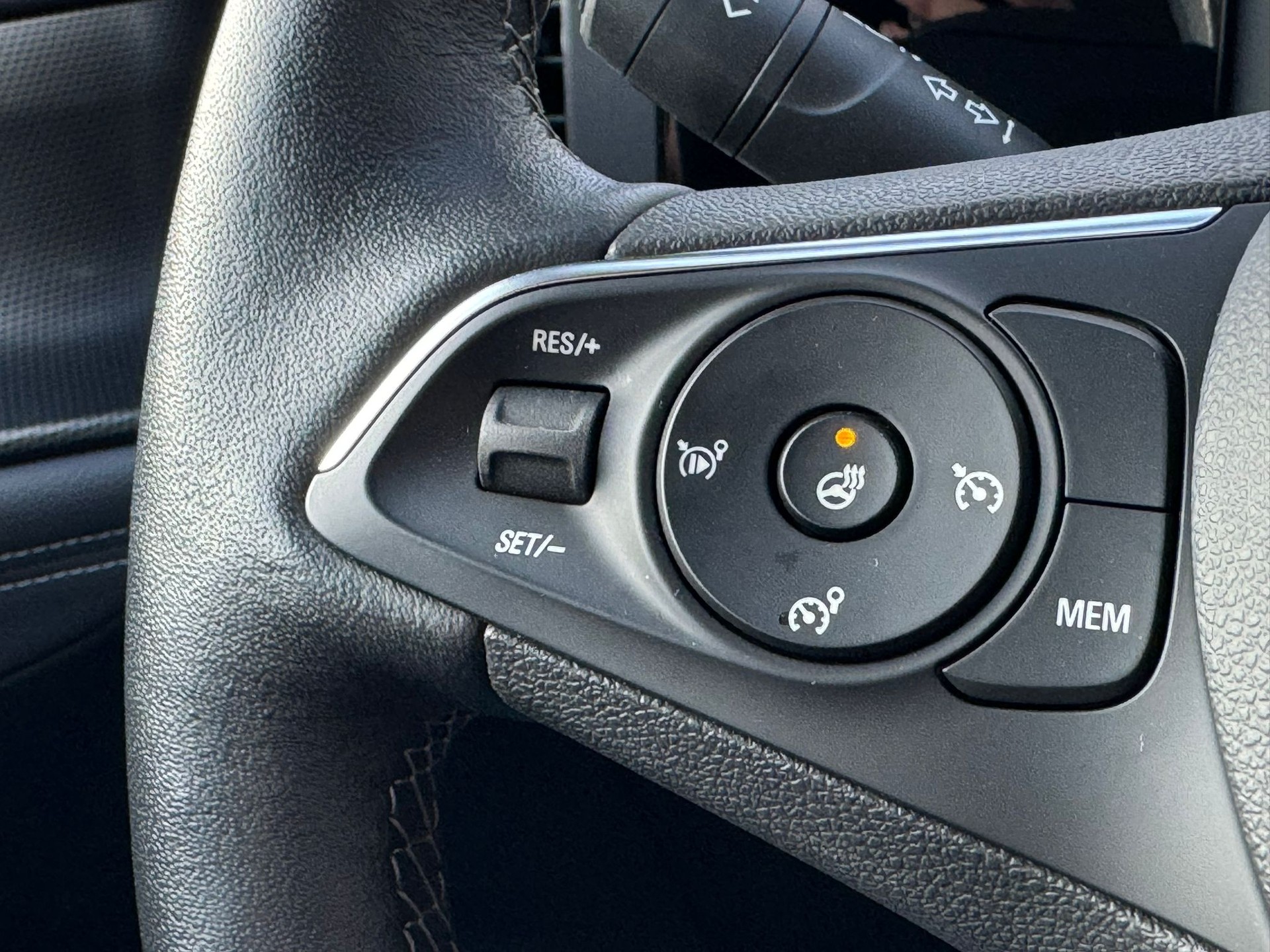 OPEL Mokka 1.2 Direct Injection Turbo Edition-image-19