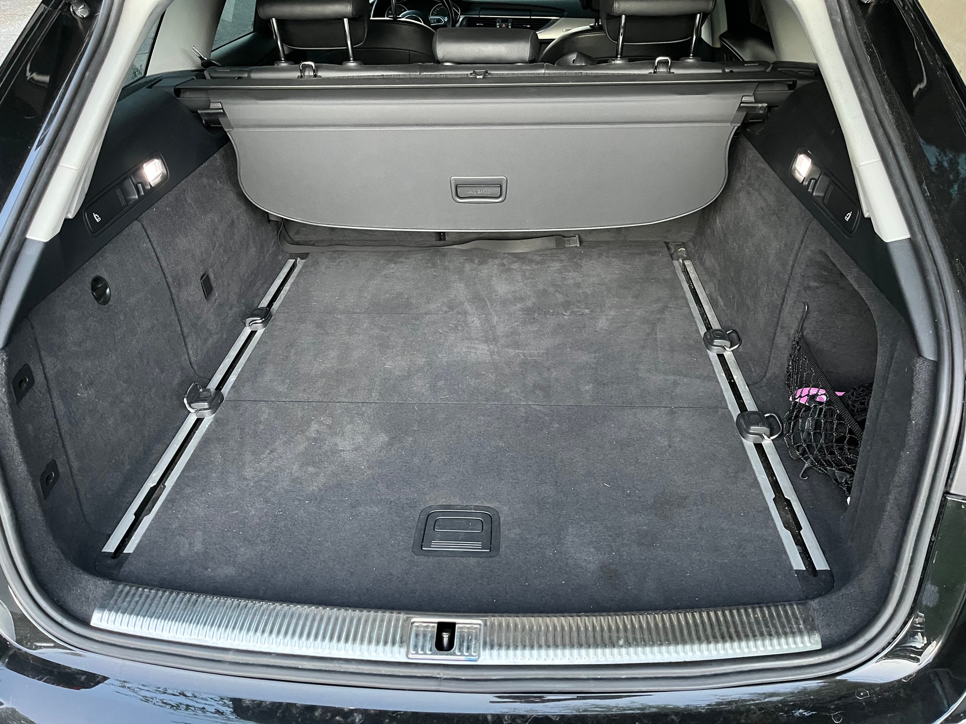 AUDI A6 Avant 2.0 TDI quattro S-tronic-image-22
