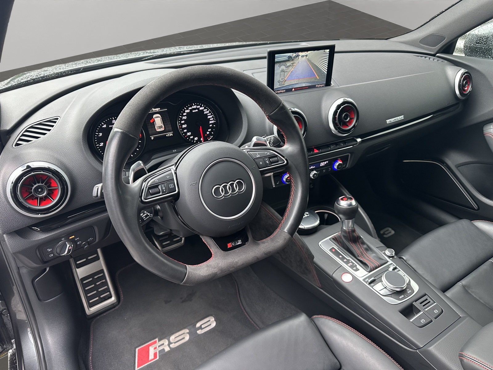 AUDI RS3 2.5 TSI quattro S-tronic-image-9