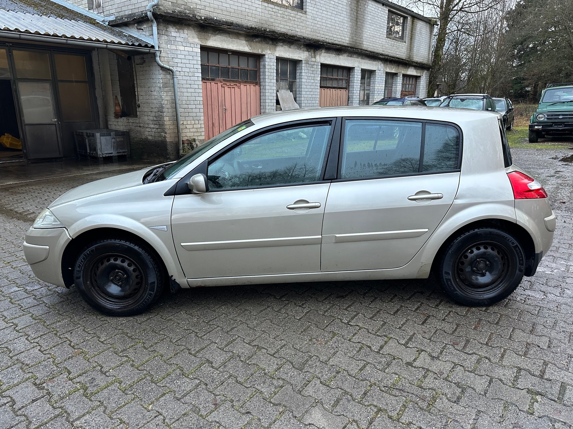 RENAULT Mégane 1.6 16V Business FIXPREIS-image-6