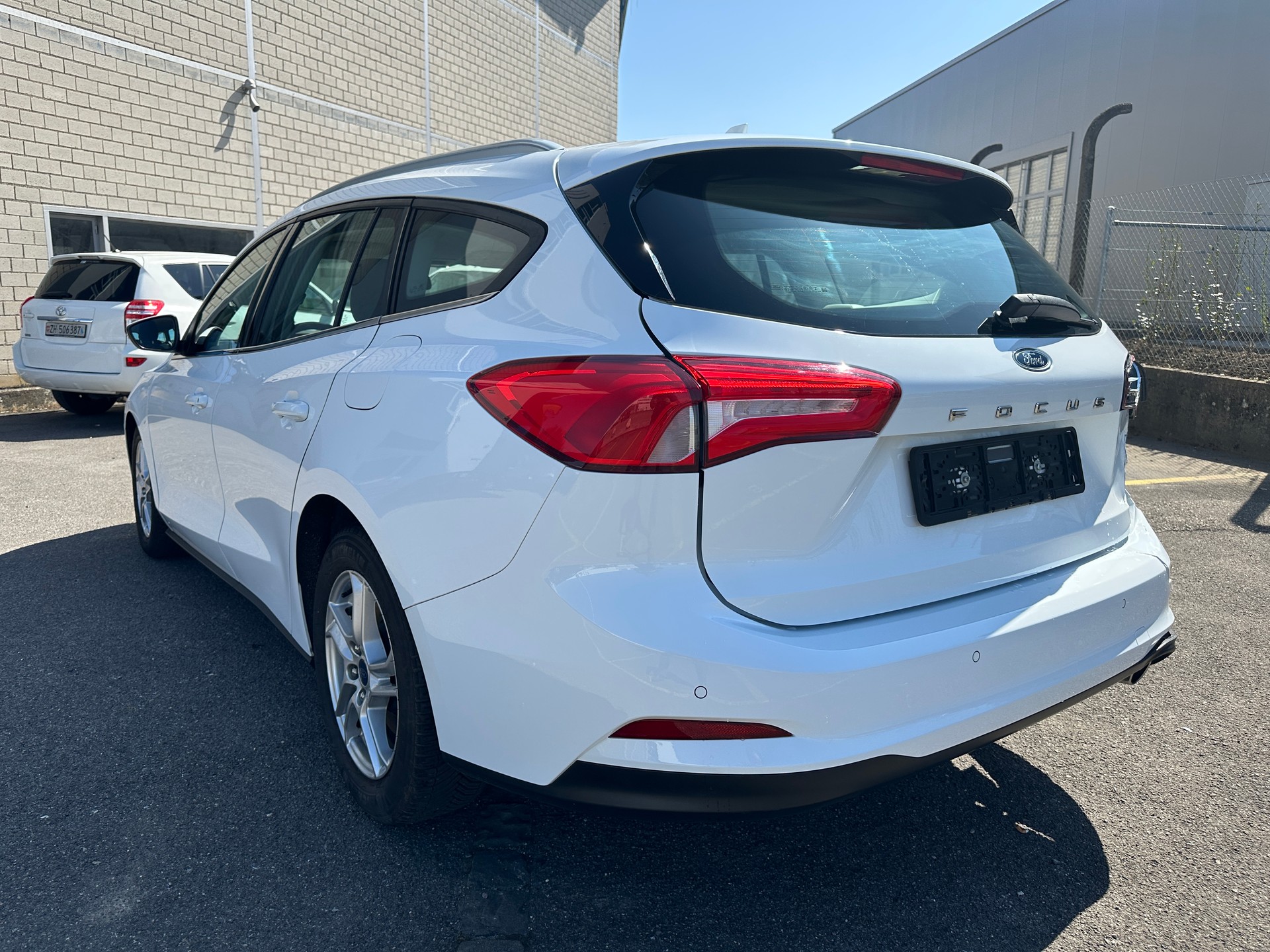 FORD Focus 1.0 SCTi Business-image-5