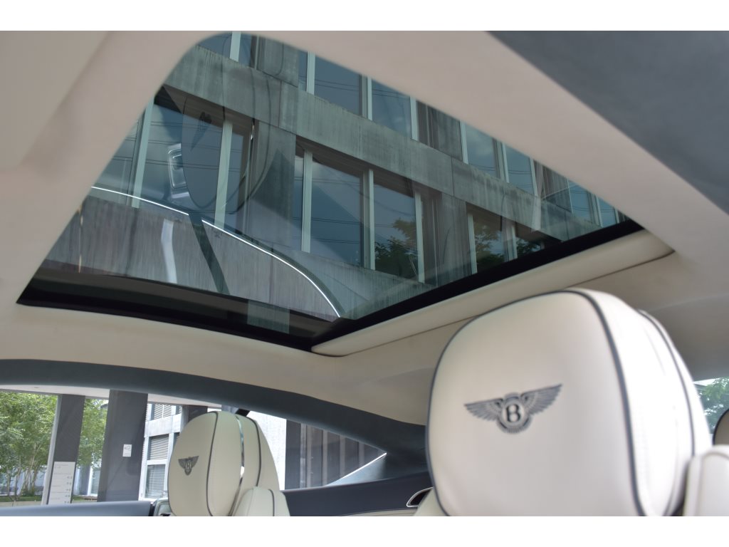 BENTLEY Continental GT V8 4.0 PHEV 680 PS-image-13