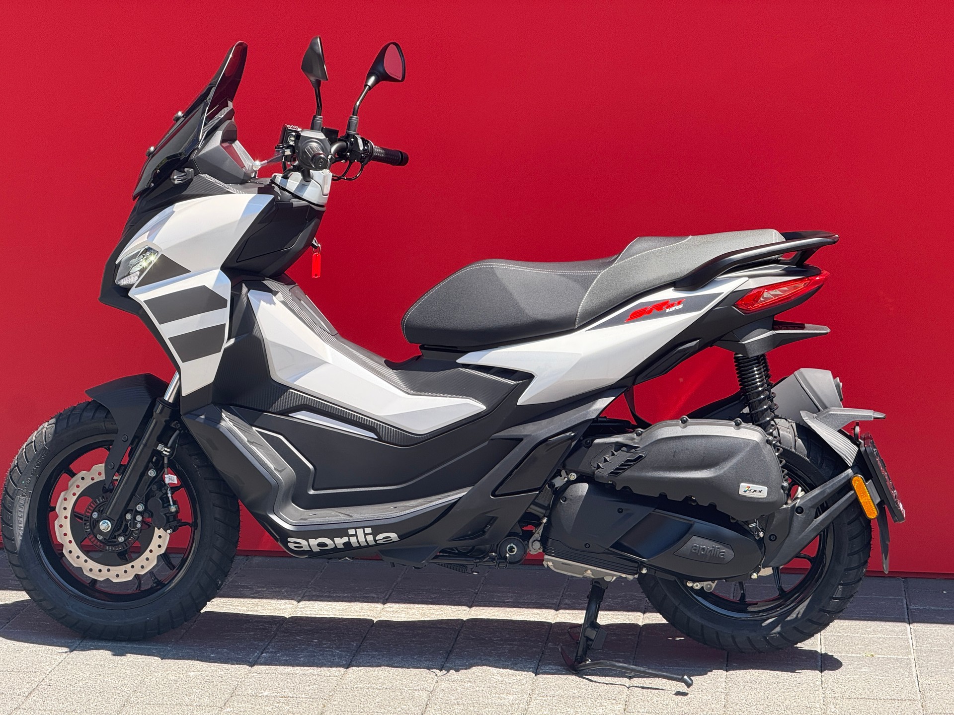 APRILIA SR 125 GT ABS E5+-image-15