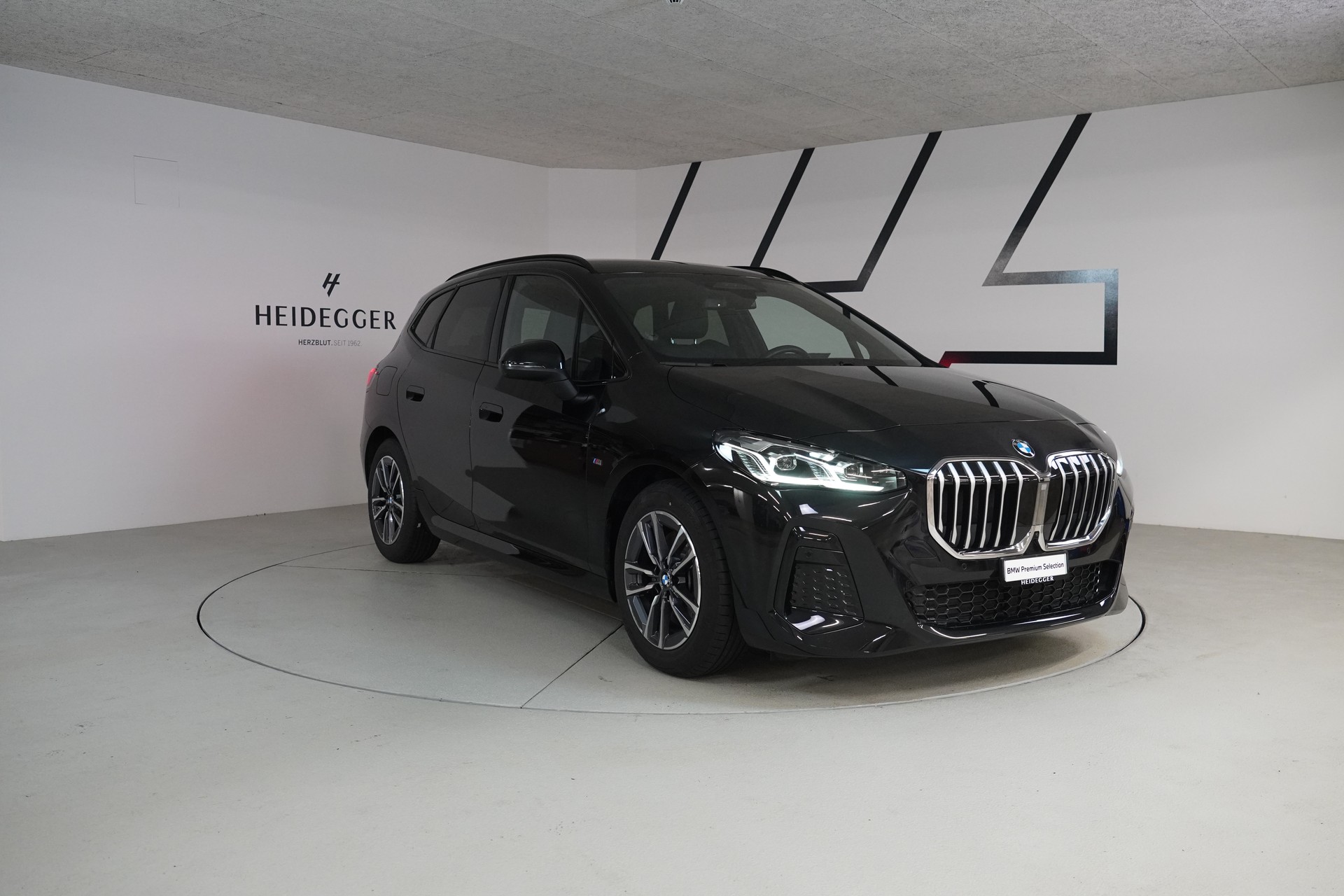 BMW 223d Active Tourer xDrive M Sport DKG-image-2