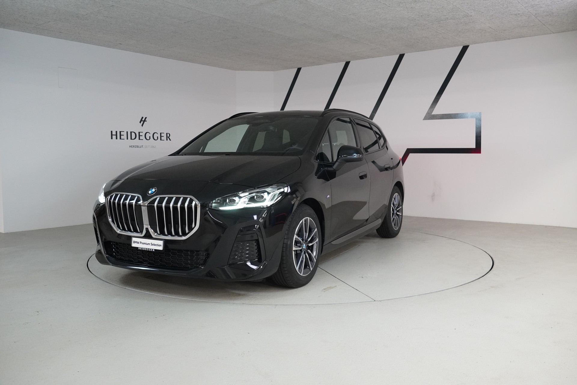 BMW 223d Active Tourer xDrive M Sport DKG-image-0