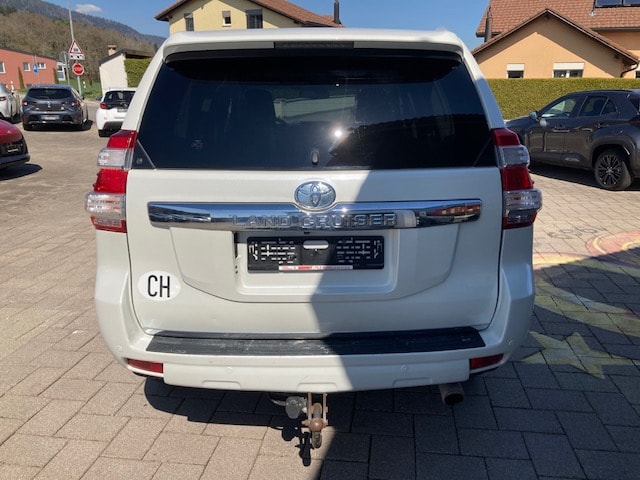 TOYOTA Land Cruiser 3.0 TD Sol Premium Automatic-image-5