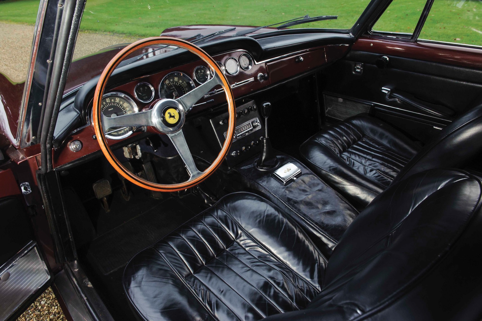 FERRARI 250 GTE 2+2-image-14