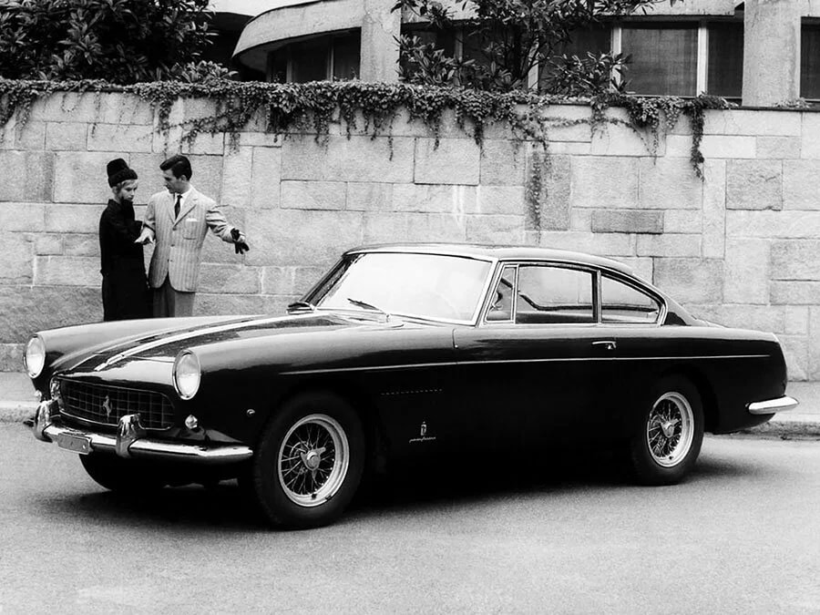 FERRARI 250 GTE 2+2-image-0