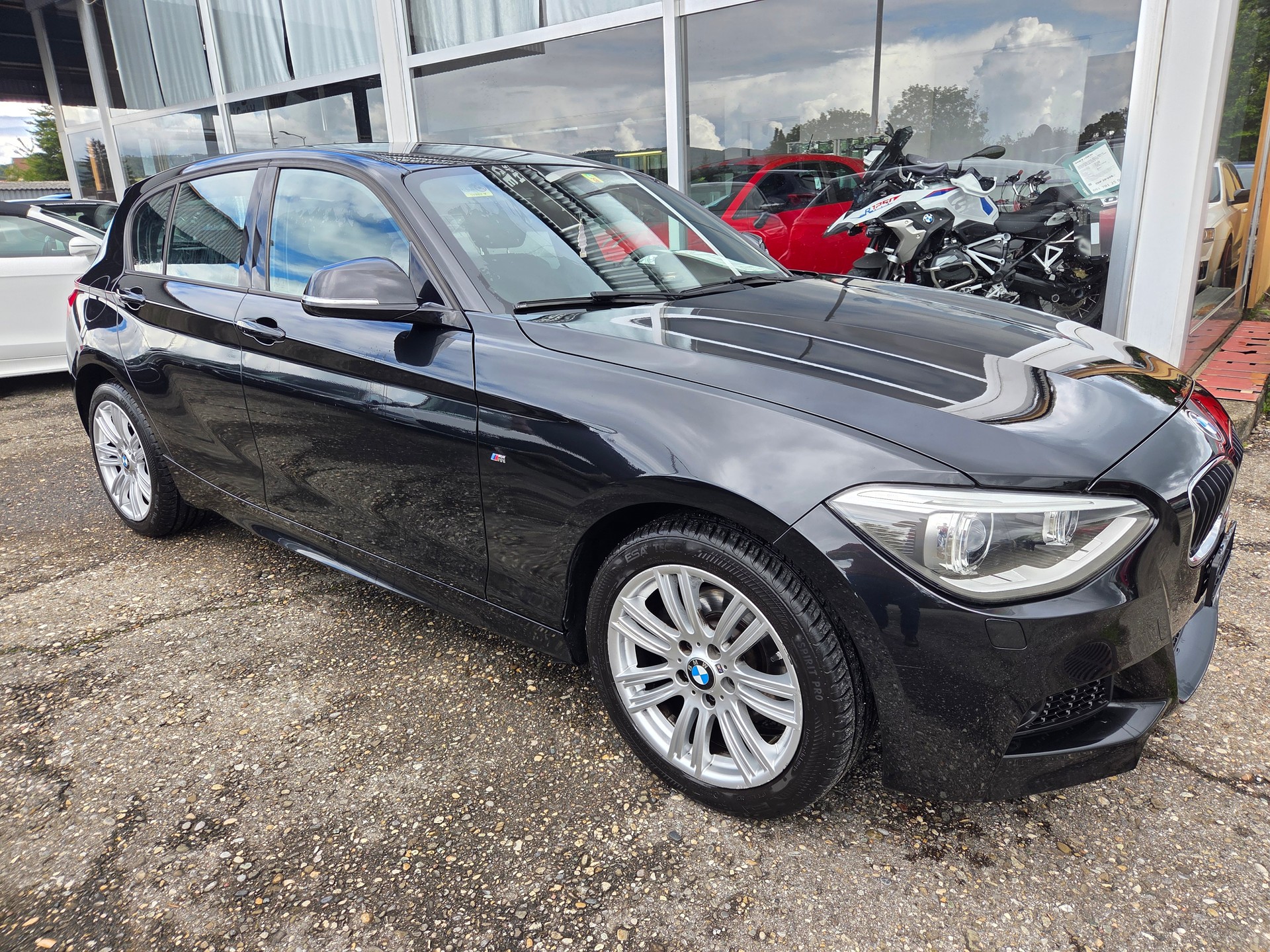BMW 118d xDrive M-Sportpaket-image-0