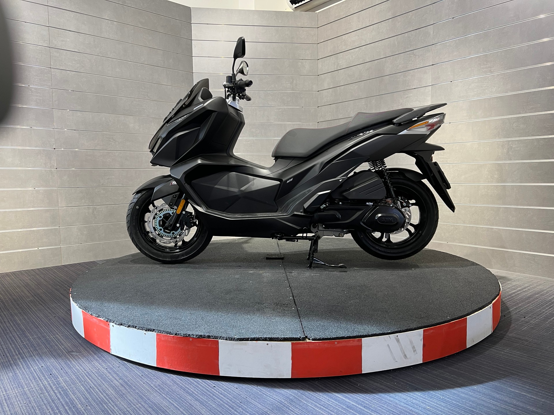 SYM Jet X 125-showroom-element-1