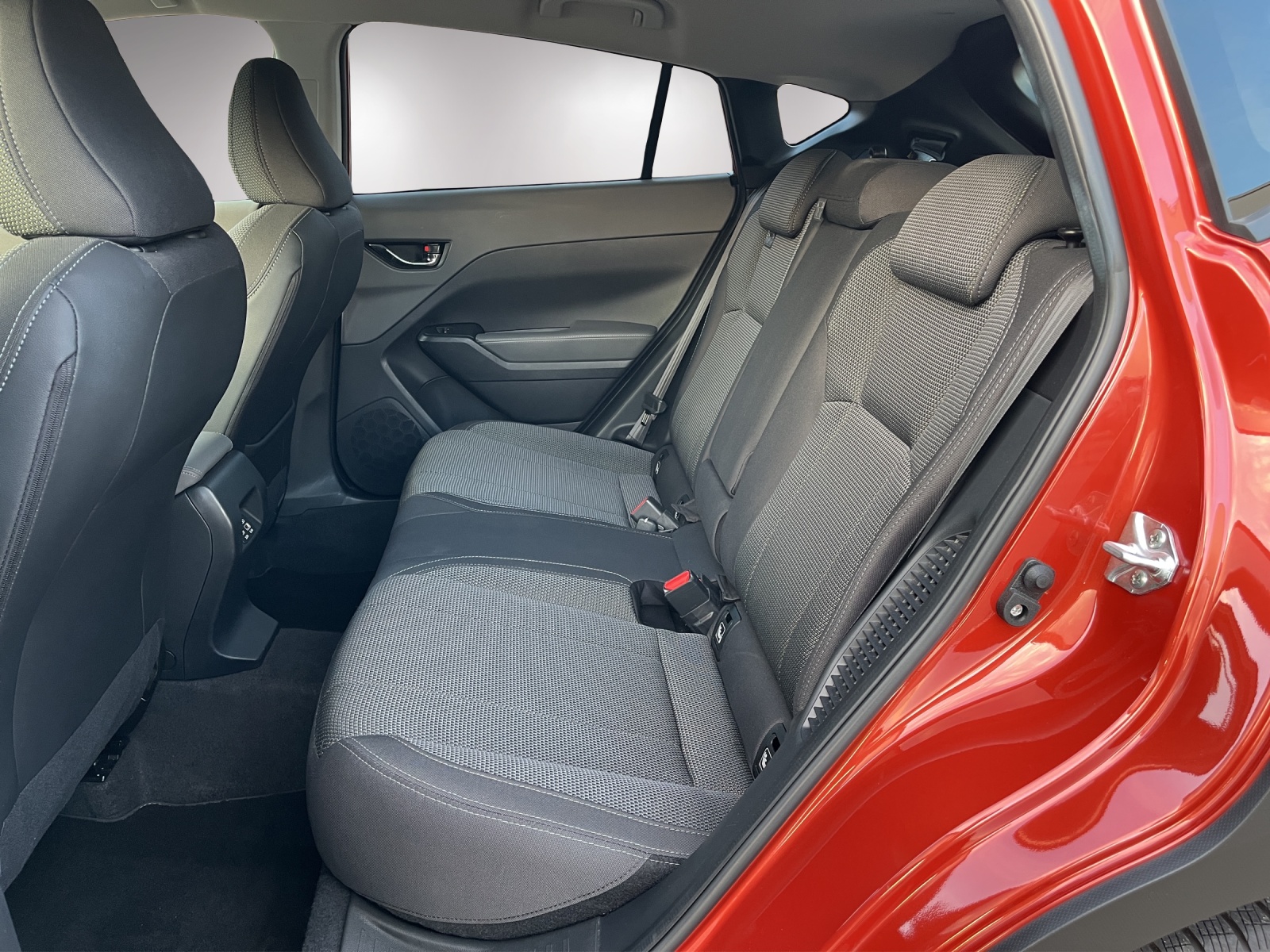 SUBARU Crosstrek 2.0i e-Boxer Swiss Plus-image-14
