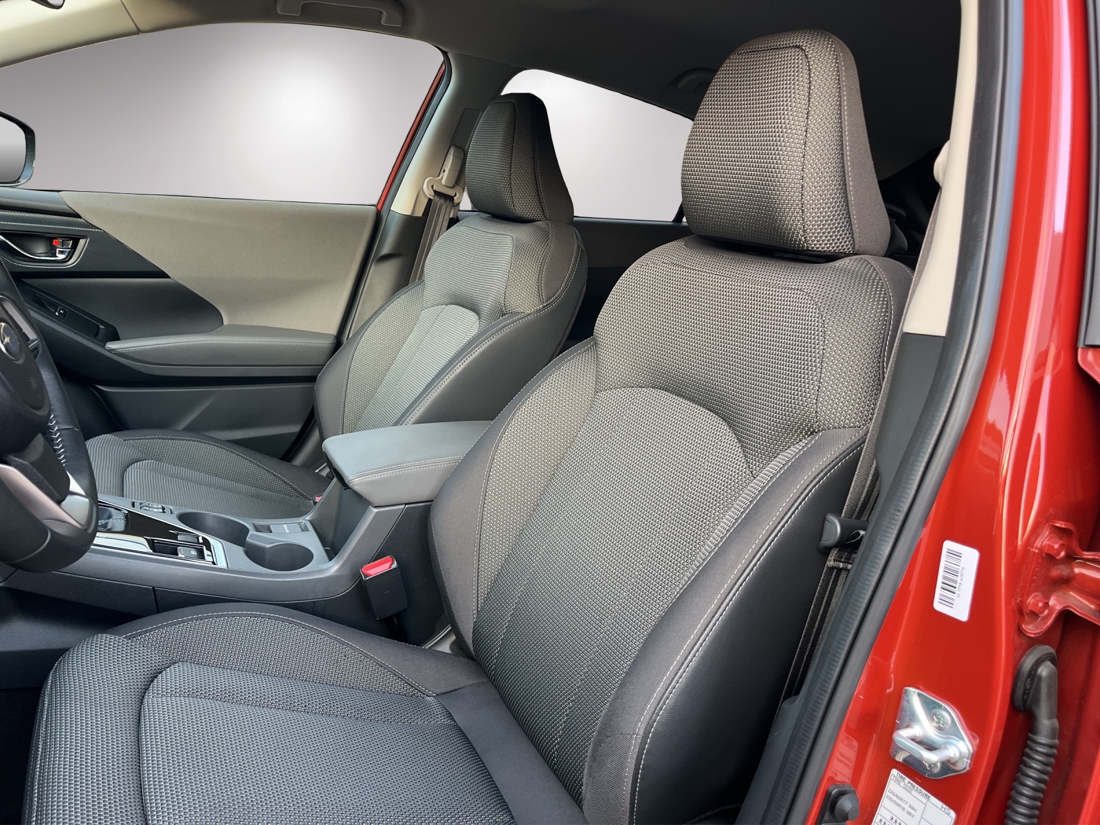 SUBARU Crosstrek 2.0i e-Boxer Swiss Plus-image-10