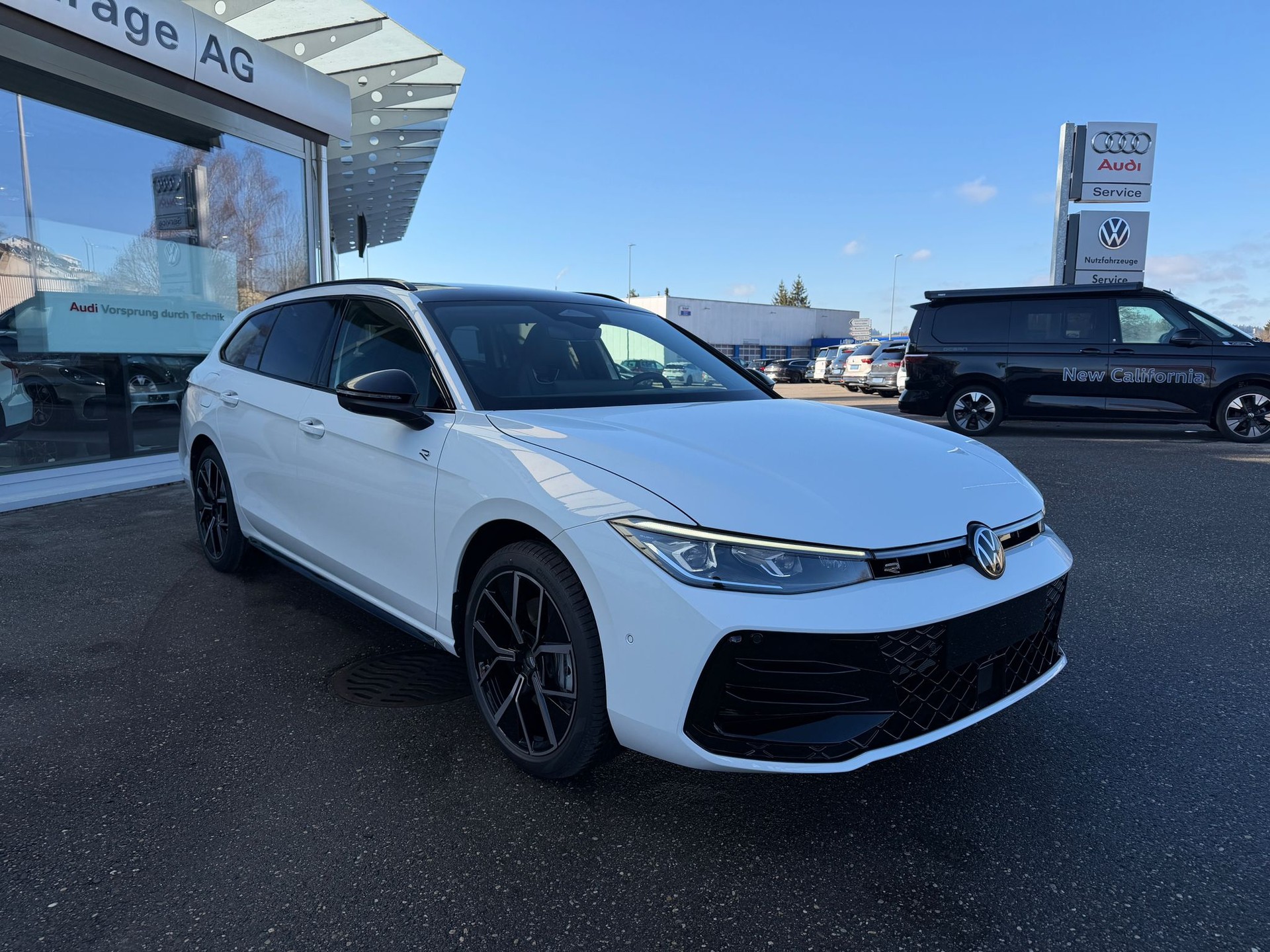 VW Passat Variant 2.0 TSI evo4 R-Line 4 Motion DSG-image-6