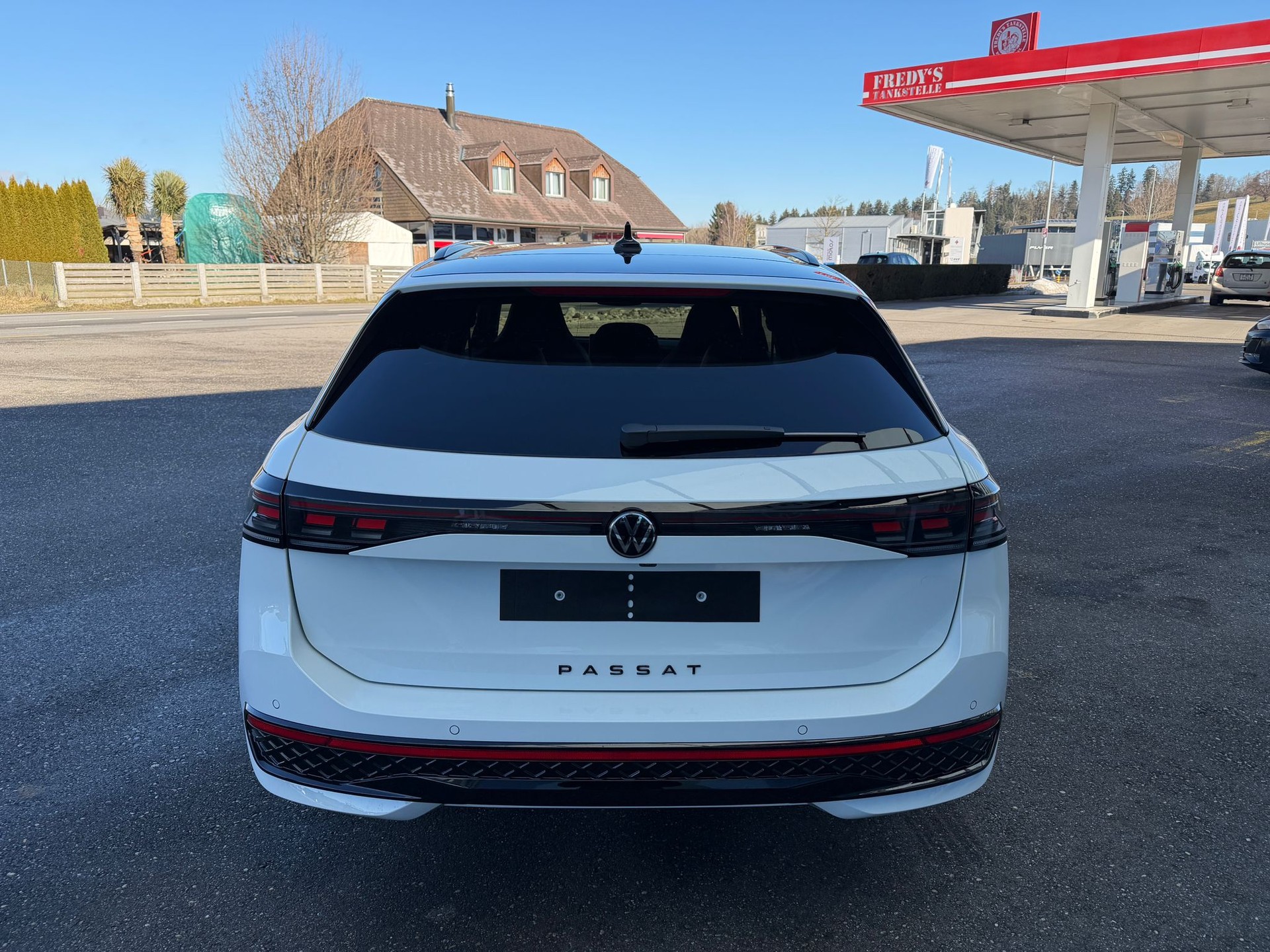 VW Passat Variant 2.0 TSI evo4 R-Line 4 Motion DSG-showroom-element-3