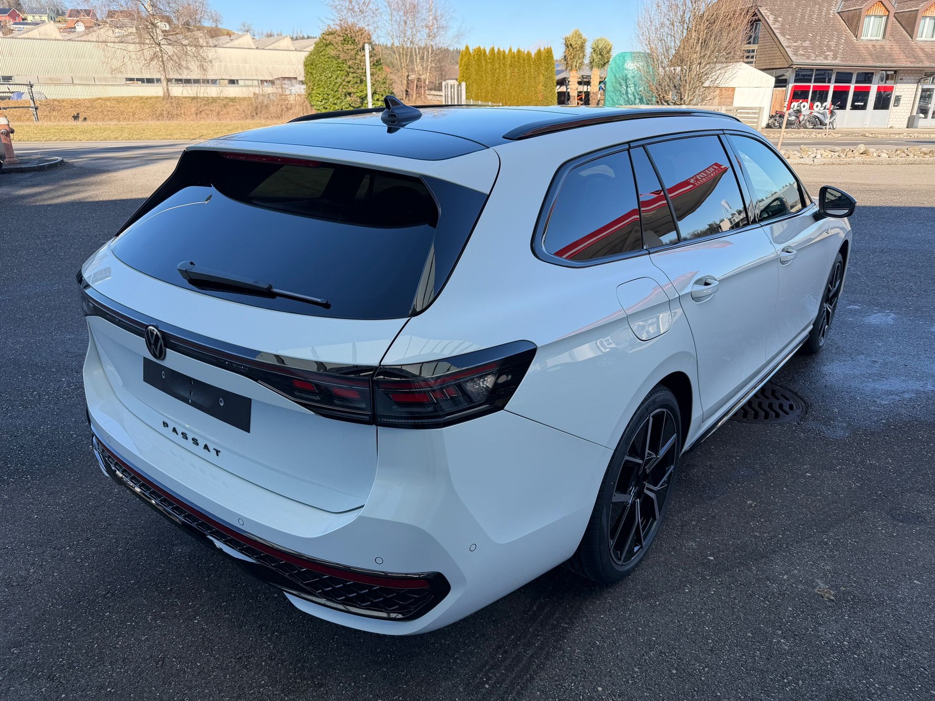 VW Passat Variant 2.0 TSI evo4 R-Line 4 Motion DSG-image-4