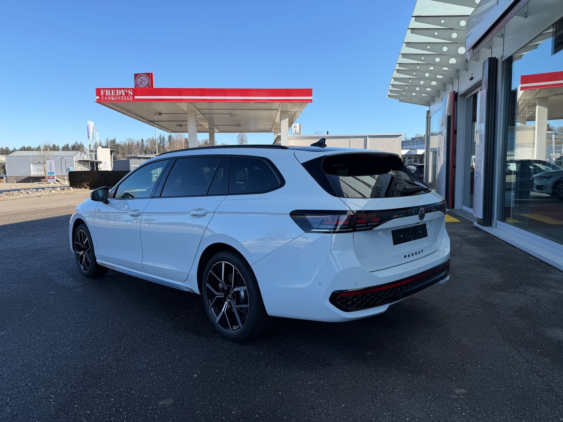 VW Passat Variant 2.0 TSI evo4 R-Line 4 Motion DSG-showroom-element-2