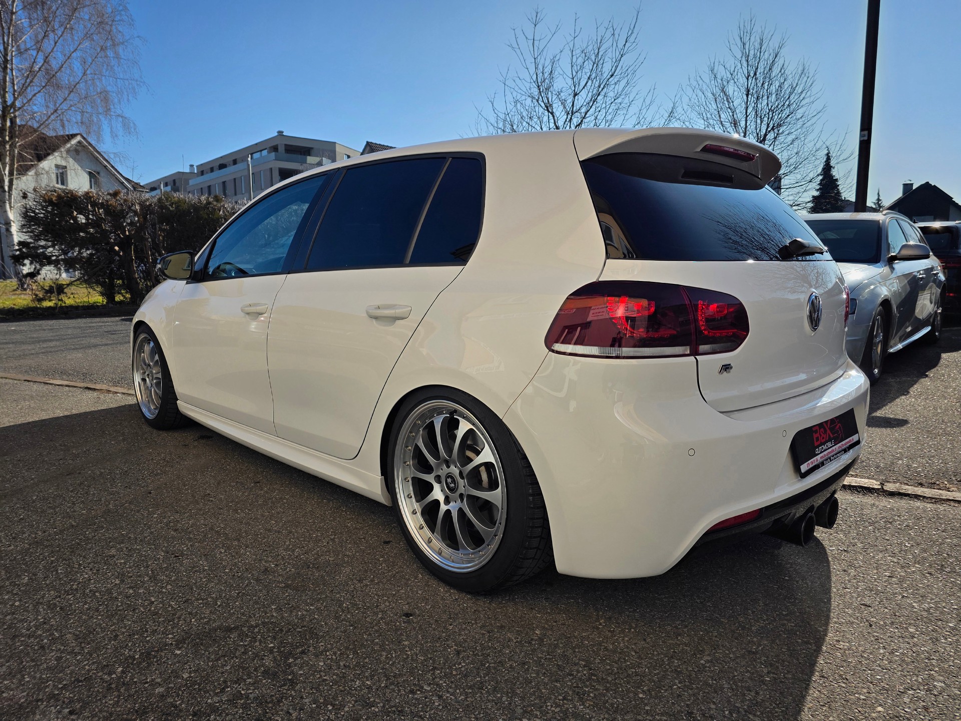 VW Golf 2.0 TSI R 4Motion DSG-image-9