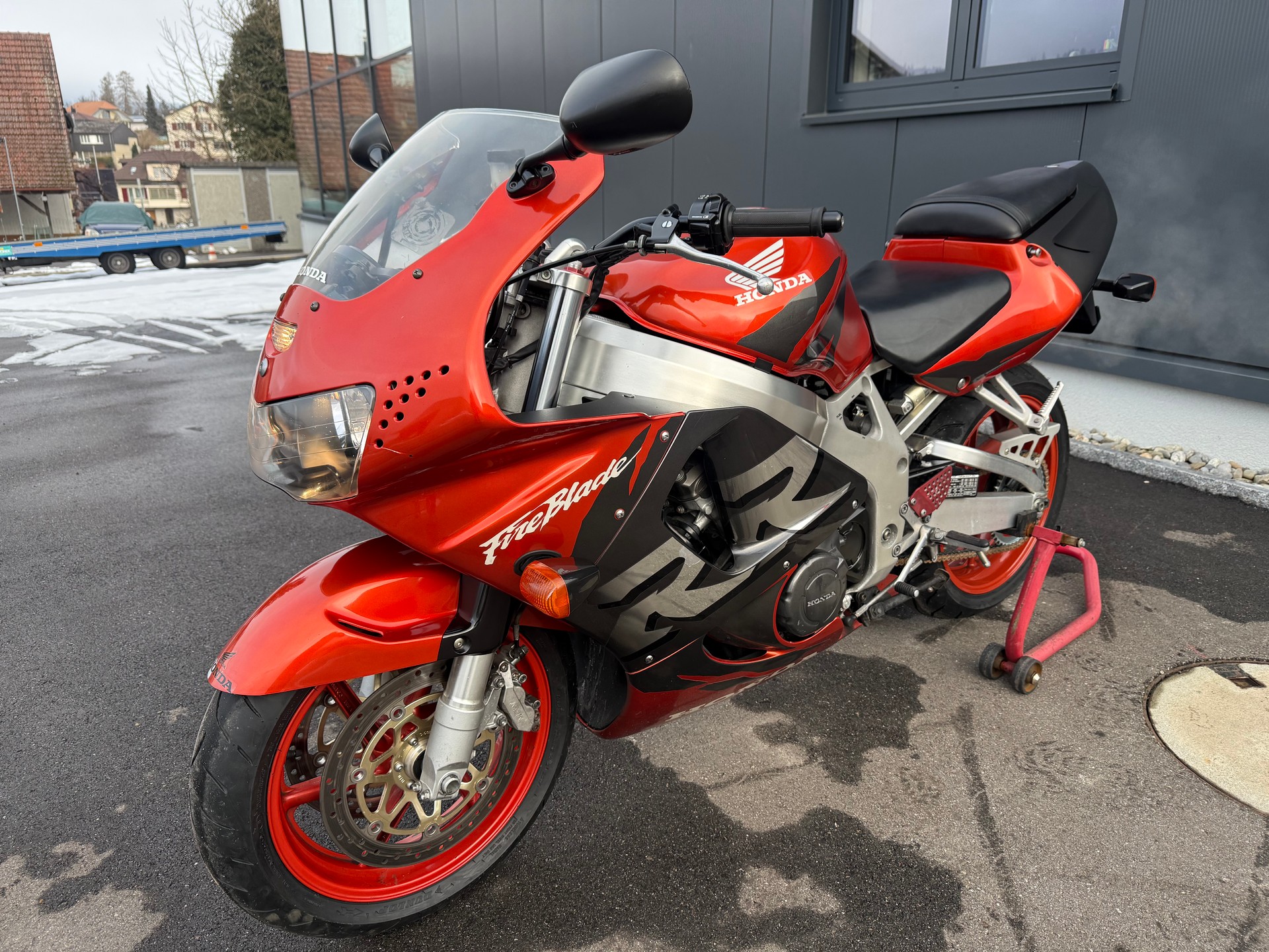 HONDA CBR 900 RR Fireblade-image-2
