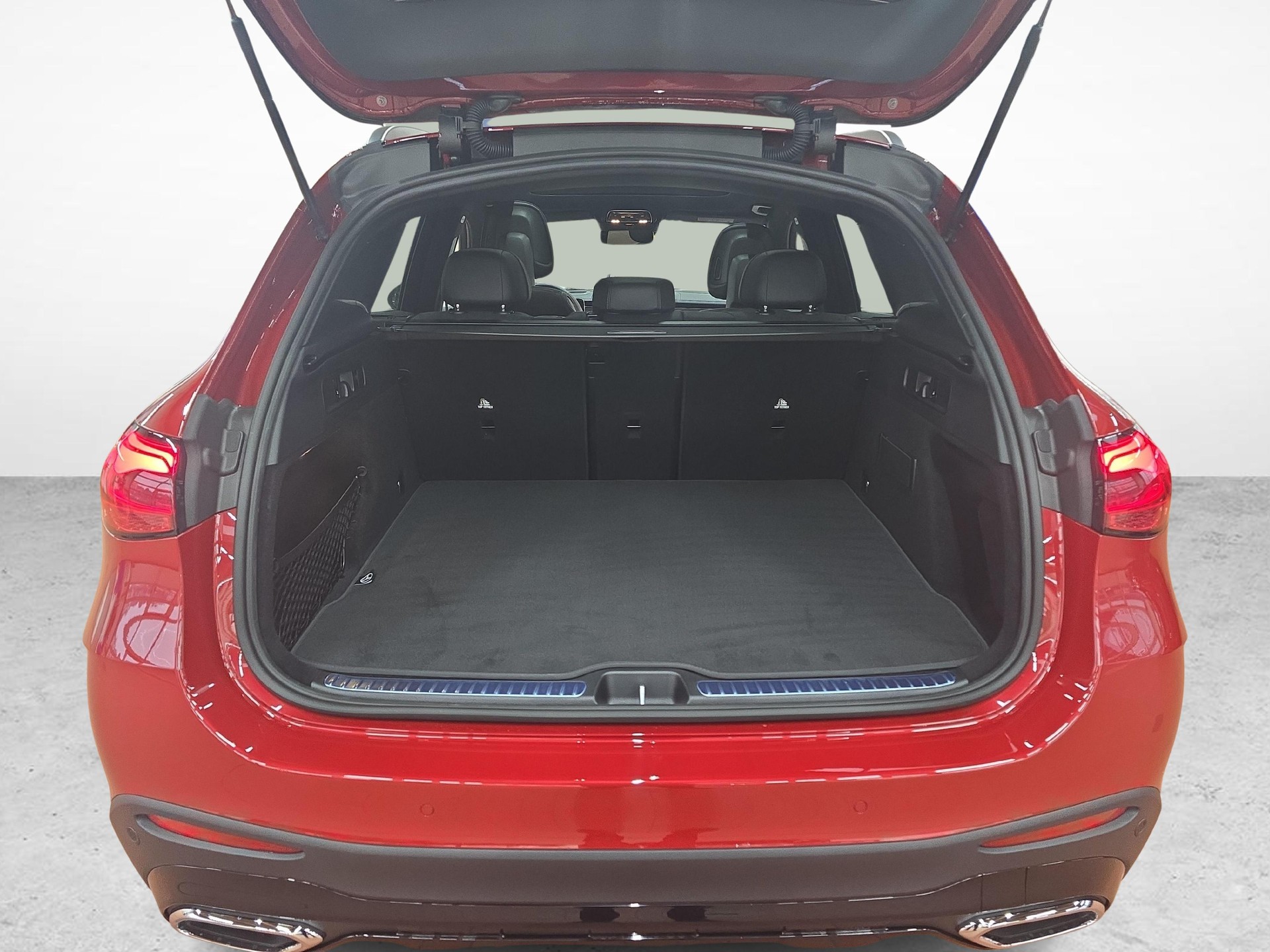 MERCEDES-BENZ GLC 300 AMG Line 4matic-image-8