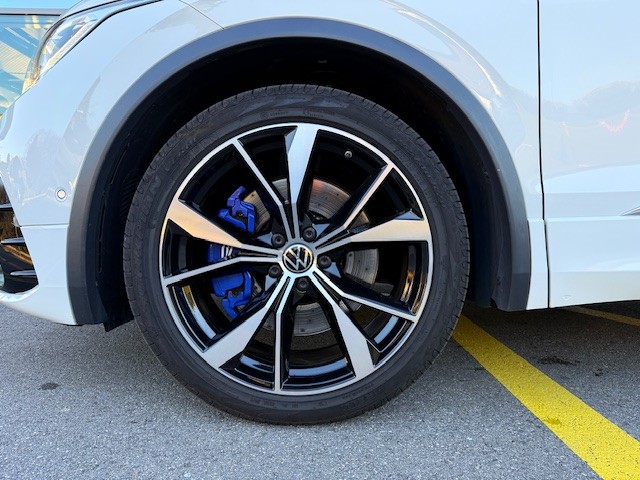 VW Tiguan 2.0TSI R 4Motion DSG-image-6