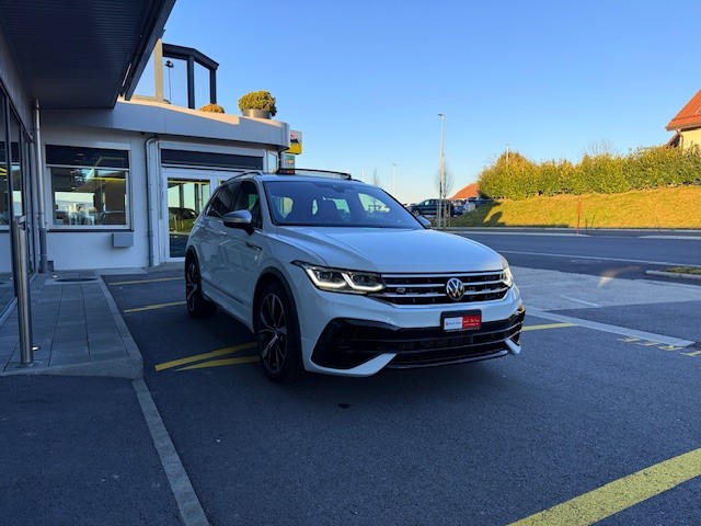 VW Tiguan 2.0TSI R 4Motion DSG-showroom-element-2