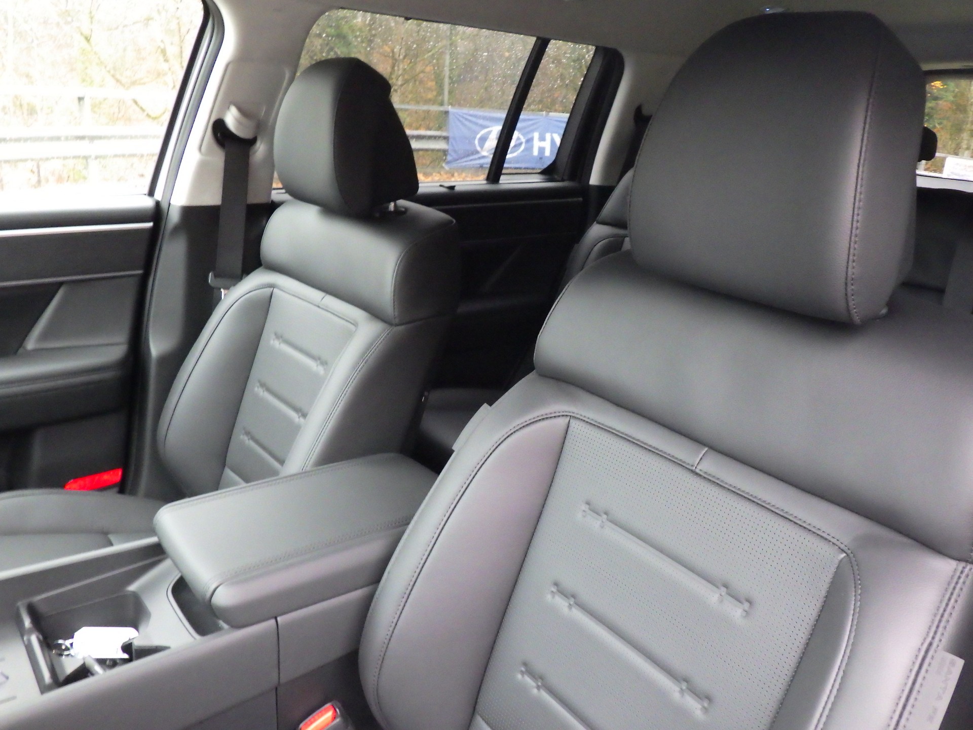 HYUNDAI Santa Fe 1.6 T-GDi PHEV Vertex 4WD Automatic-image-4