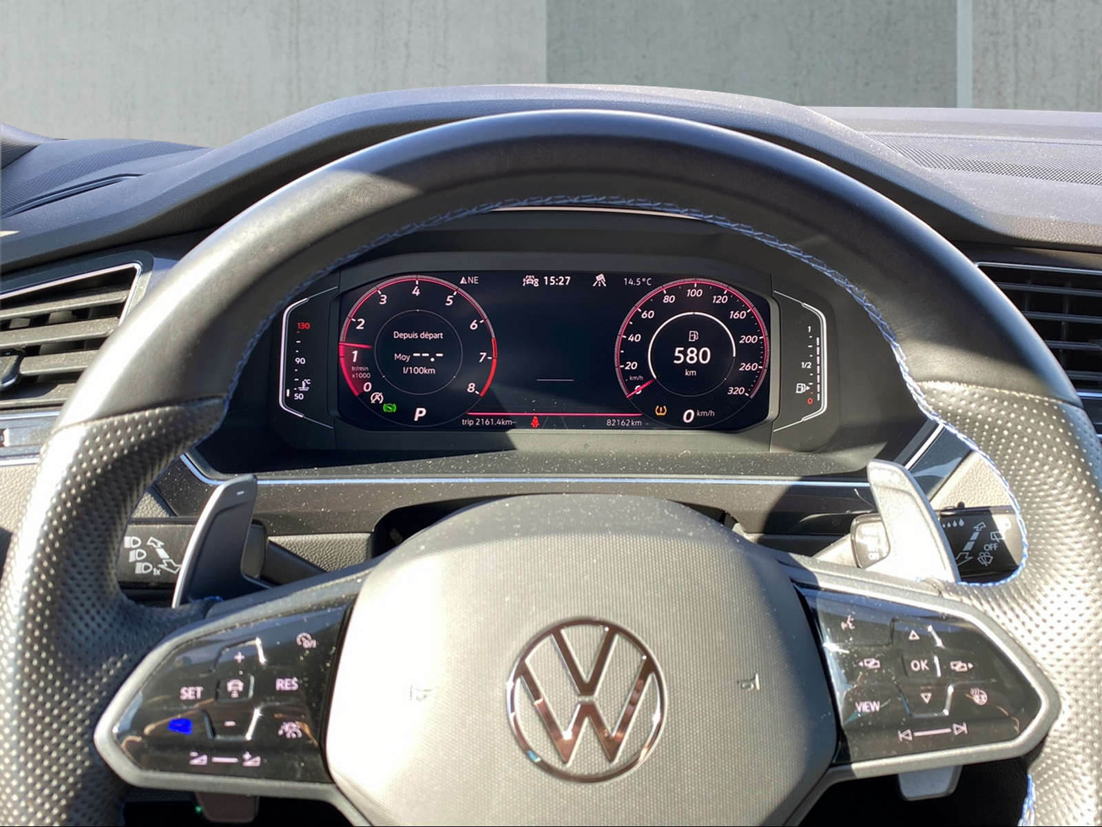 VW Tiguan 2.0TSI R 4Motion DSG-image-2