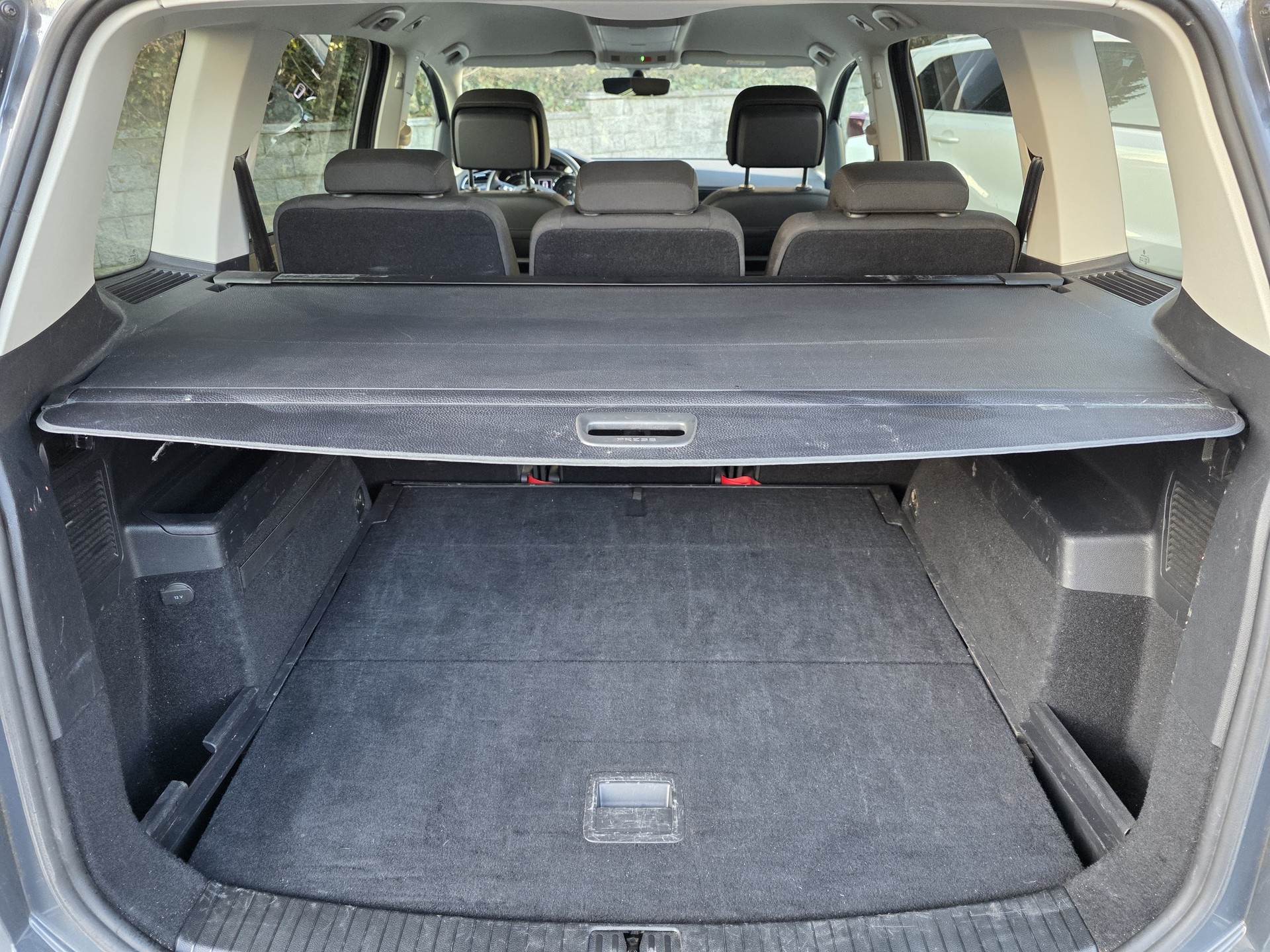 VW Touran 2.0 TDI BlueMotion Technology Comfortline DSG-image-4