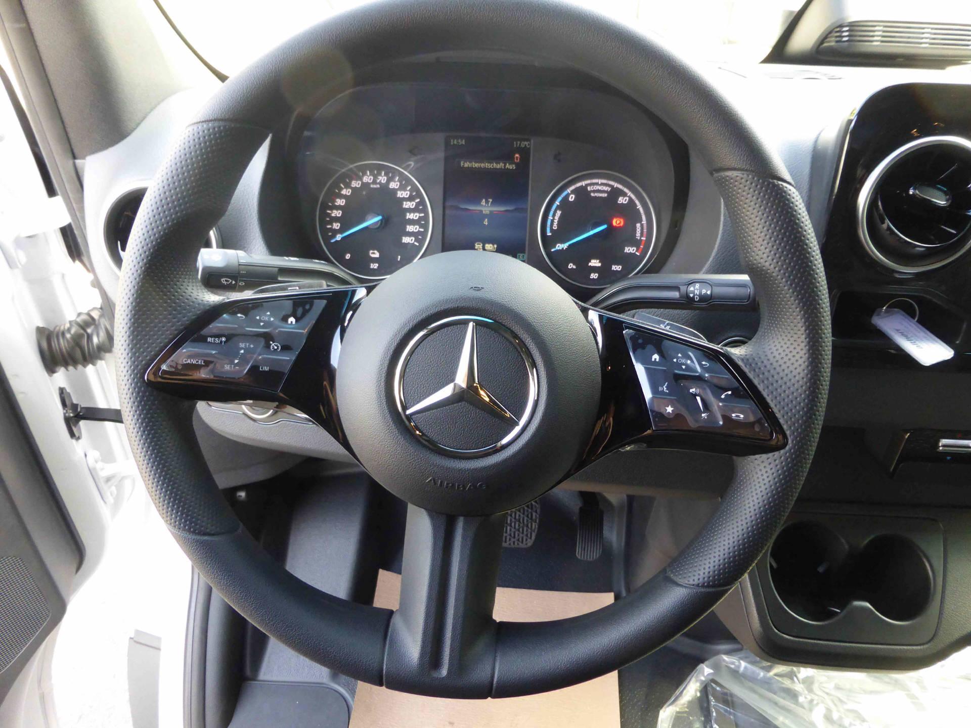 MERCEDES-BENZ eSprinter 320 Kaw. 3665 S 81 kWh Pro-image-9