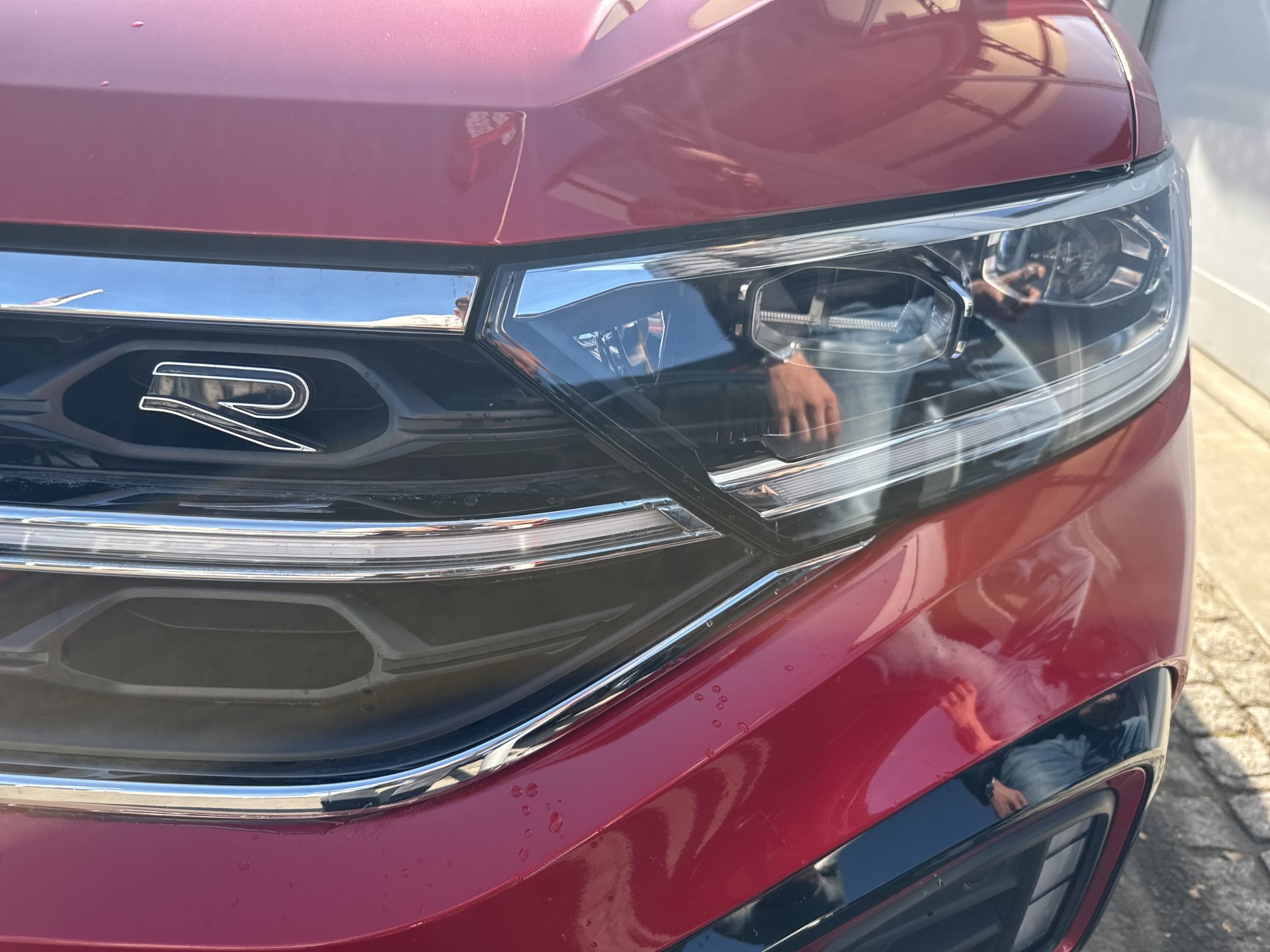 VW T-Roc R-Line 4Motion *** TRAUM IN KINGS RED ***-image-6