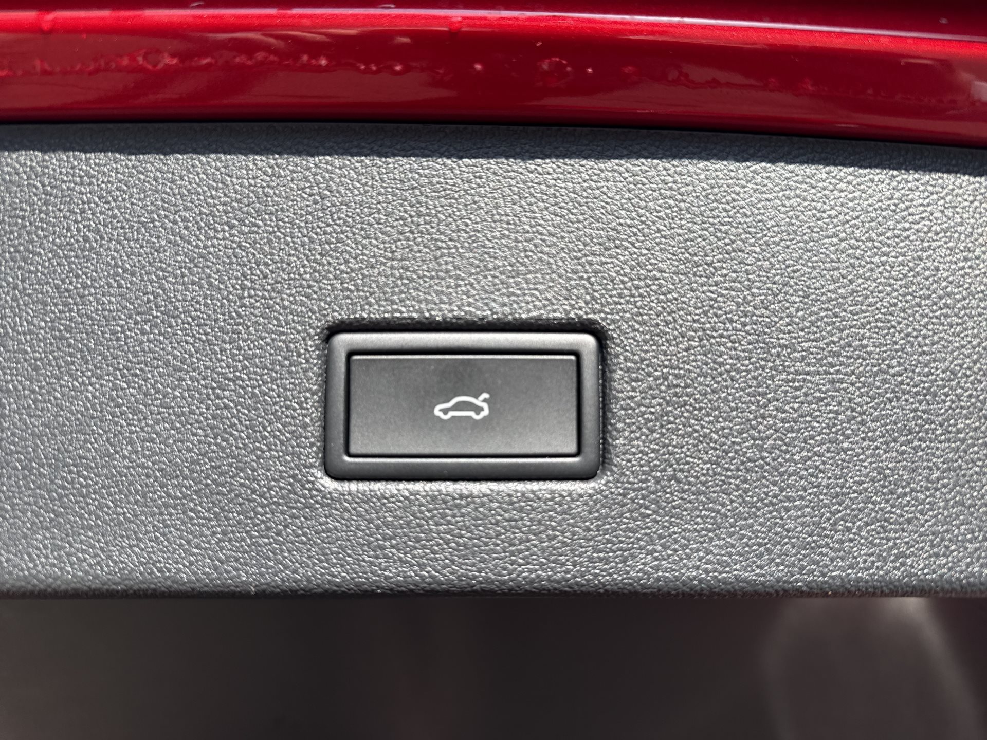 VW T-Roc R-Line 4Motion *** TRAUM IN KINGS RED ***-image-11