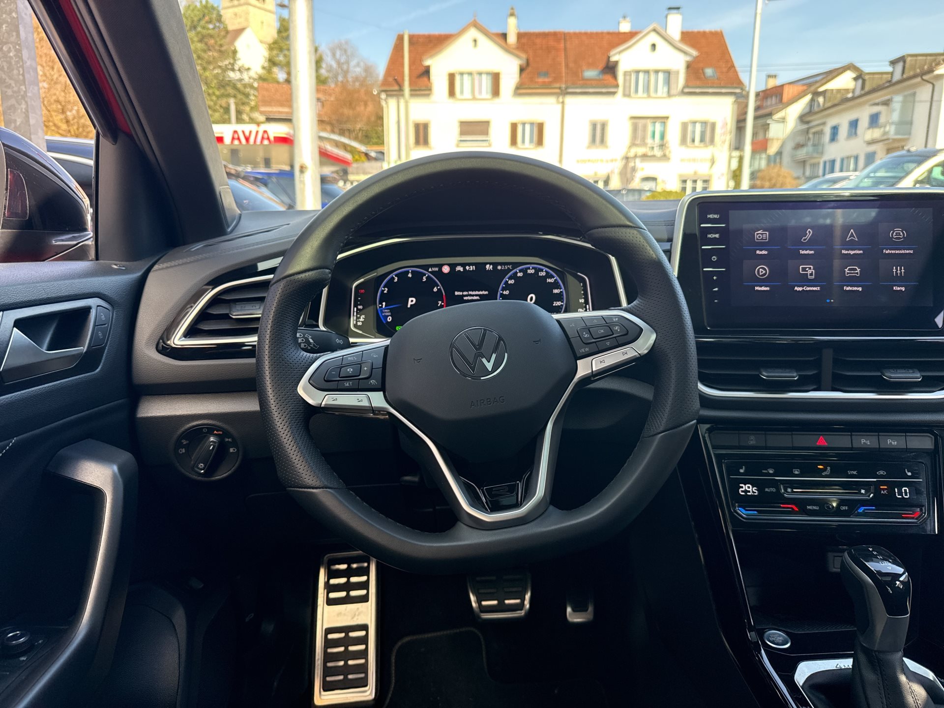 VW T-Roc R-Line 4Motion *** TRAUM IN KINGS RED ***-image-8