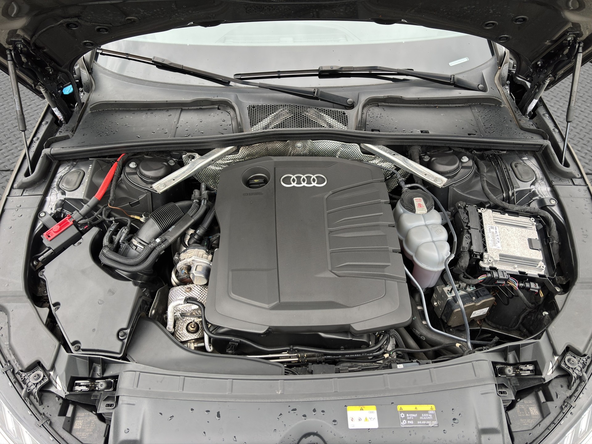 AUDI A4 Avant 40 TDI advanced Attraction quattro S-tronic-image-15